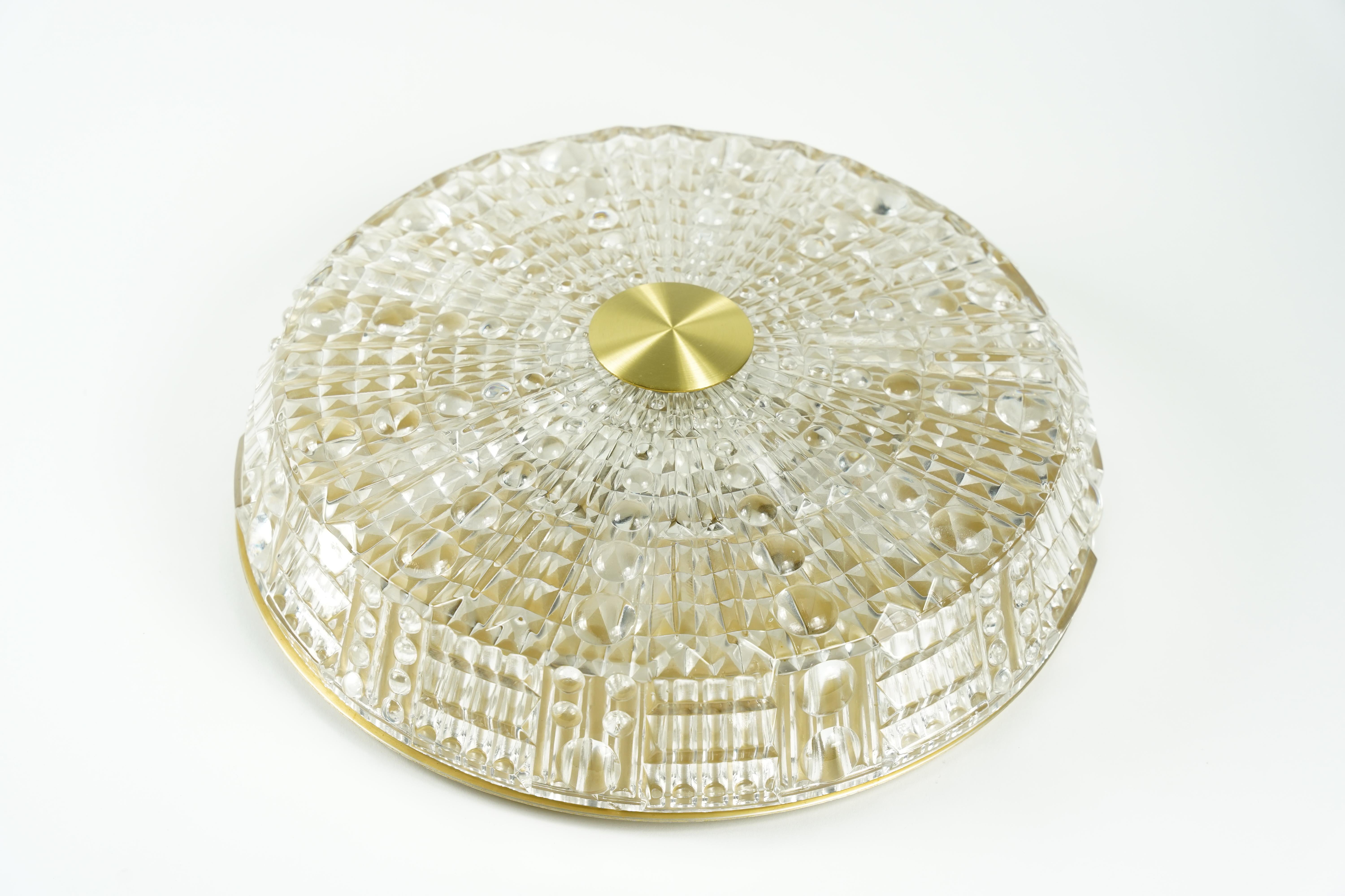 20ième siècle Monture en cristal et laiton Orrefors, 1960, Suède en vente