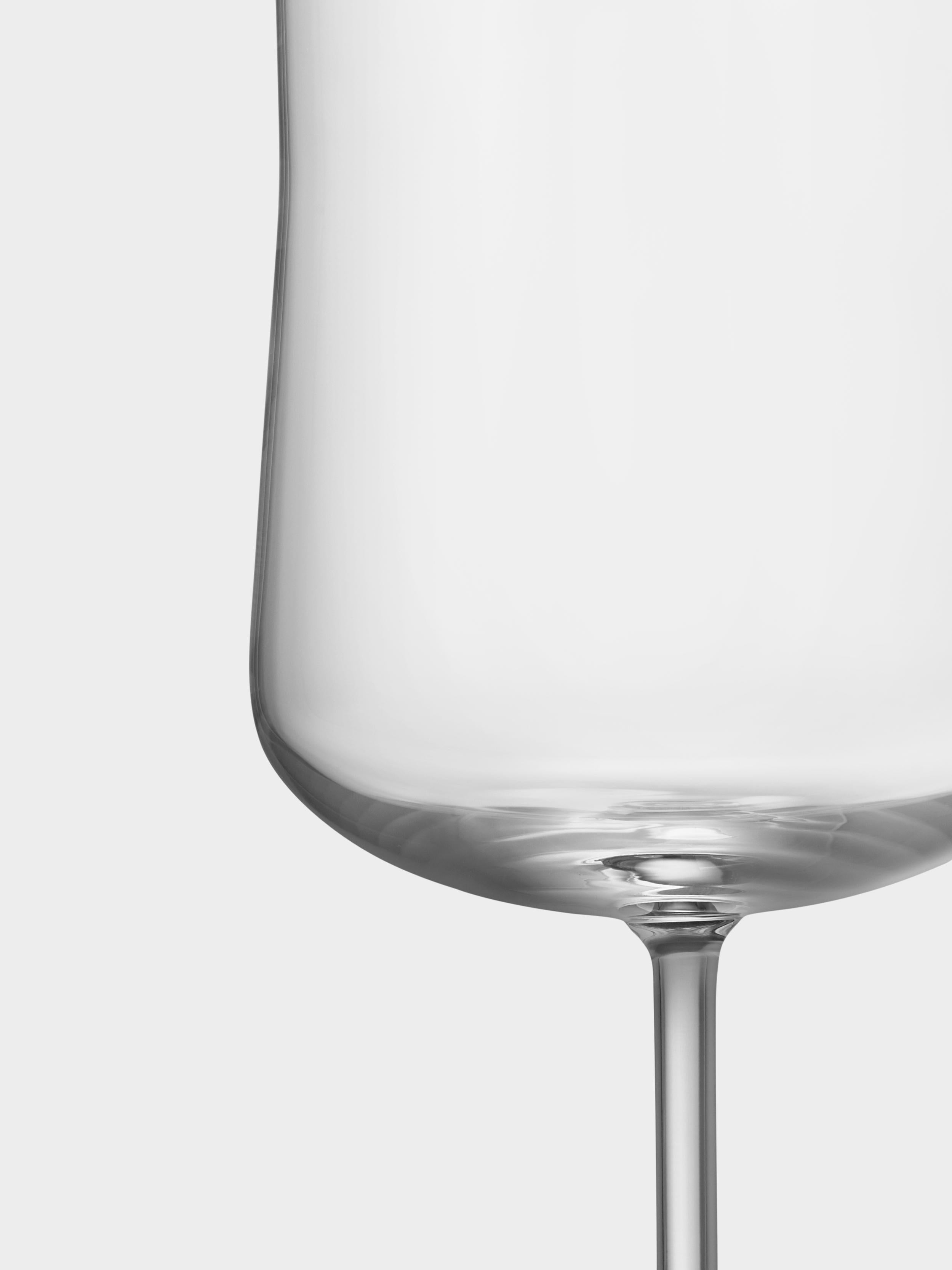 Informal from Orrefors has a contemporary Scandinavian design, and the subtle character of the collection makes it ideal for both formal and casual use. The extra large stem glass holds 20 oz and is outstanding for serving wine, beer, water, or