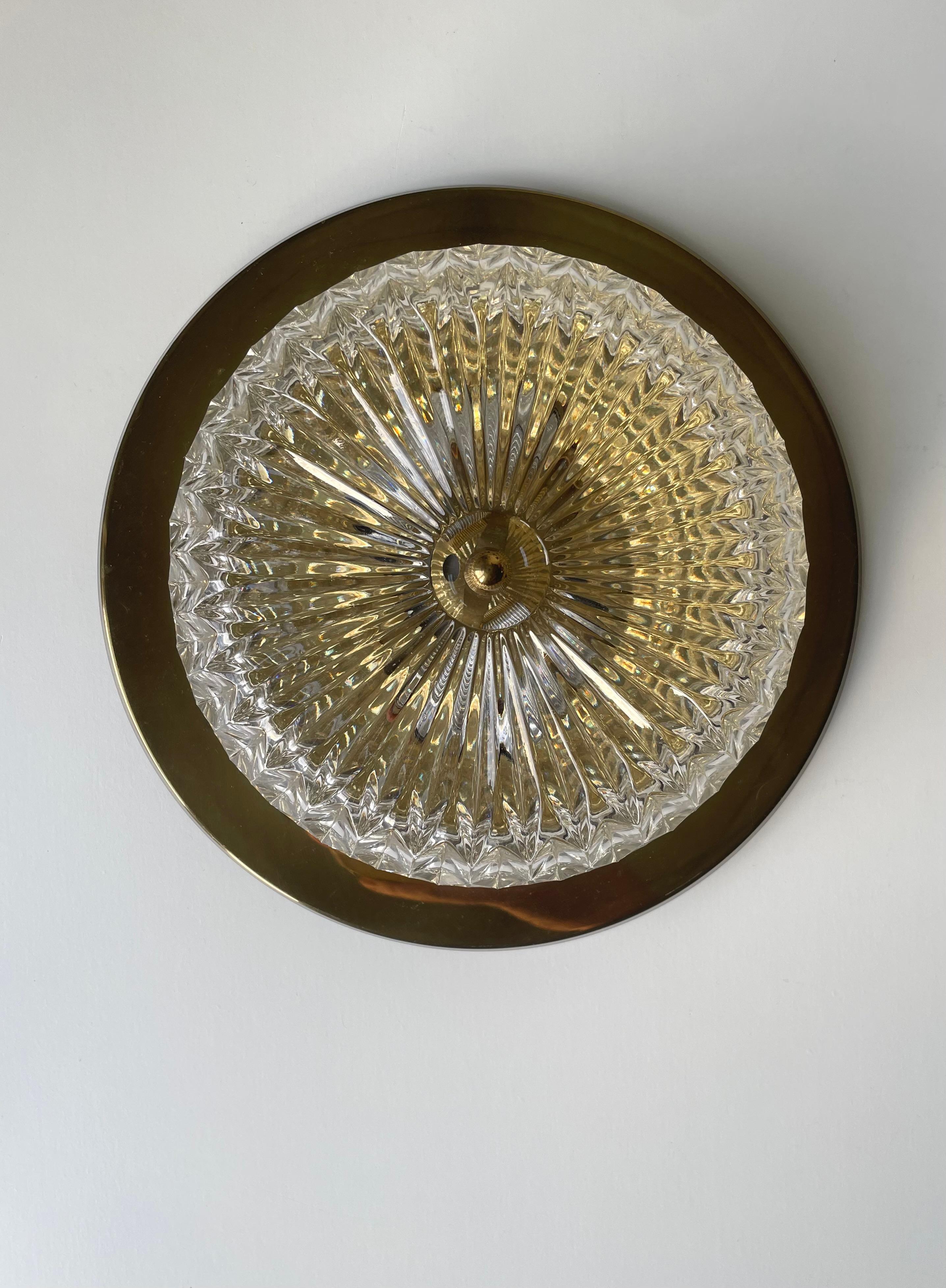 Orrefors, Lyfa 1960s Modern Textured Glass Brass Sconce For Sale 4