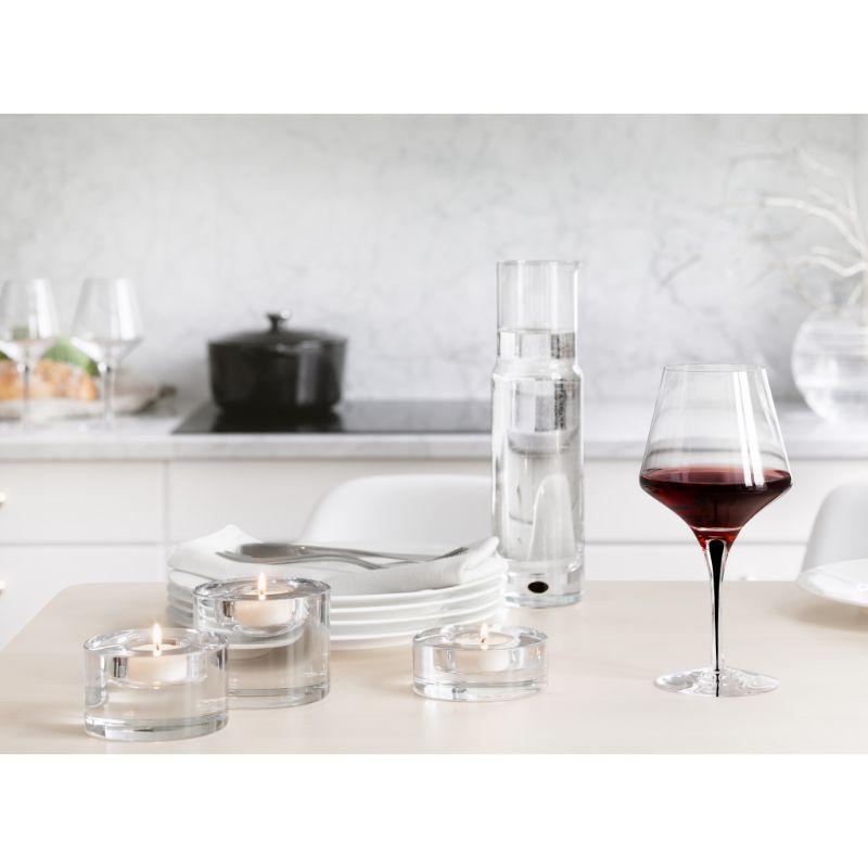 Metropol Red Wine from Orrefors, which holds 20.5 oz, is ideal for all red wines. The large bowl allows the wine to breathe, which develops the wine’s flavor and aroma. The wine glass is mouth-blown in Sweden by expert glassblowers and inspired by