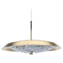 Orrefors Pendant by LYFA/Orrefors 1960s, Beautiful Large Crystal Lamp with Brass Orrefors Pendant by LYFA/Orrefors 1960s, Beautiful Large Crystal Lamp with Brass