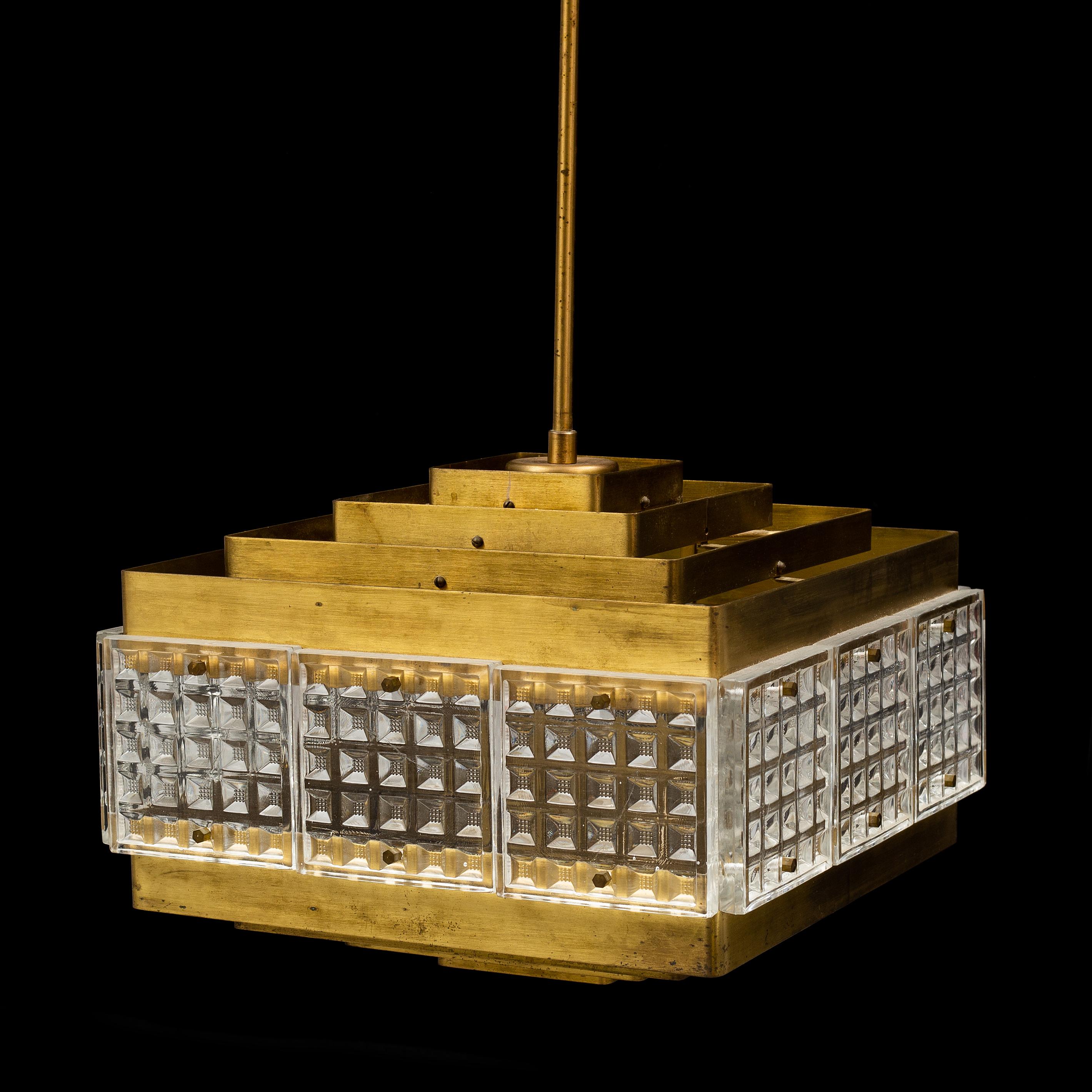 Orrefors pendant light glass and brass, Sweden, 1960
A very rare model in good condition.
