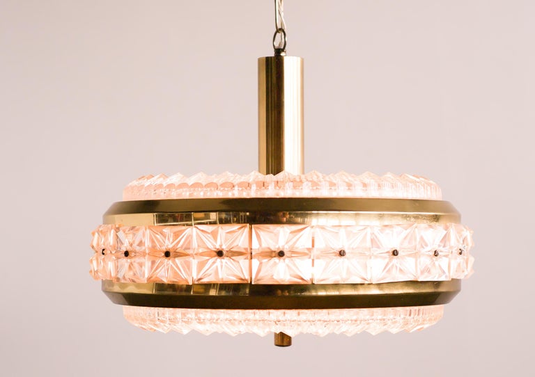 Orrefors Pressed Glass and Brass Pendant In Good Condition For Sale In Dronten, NL