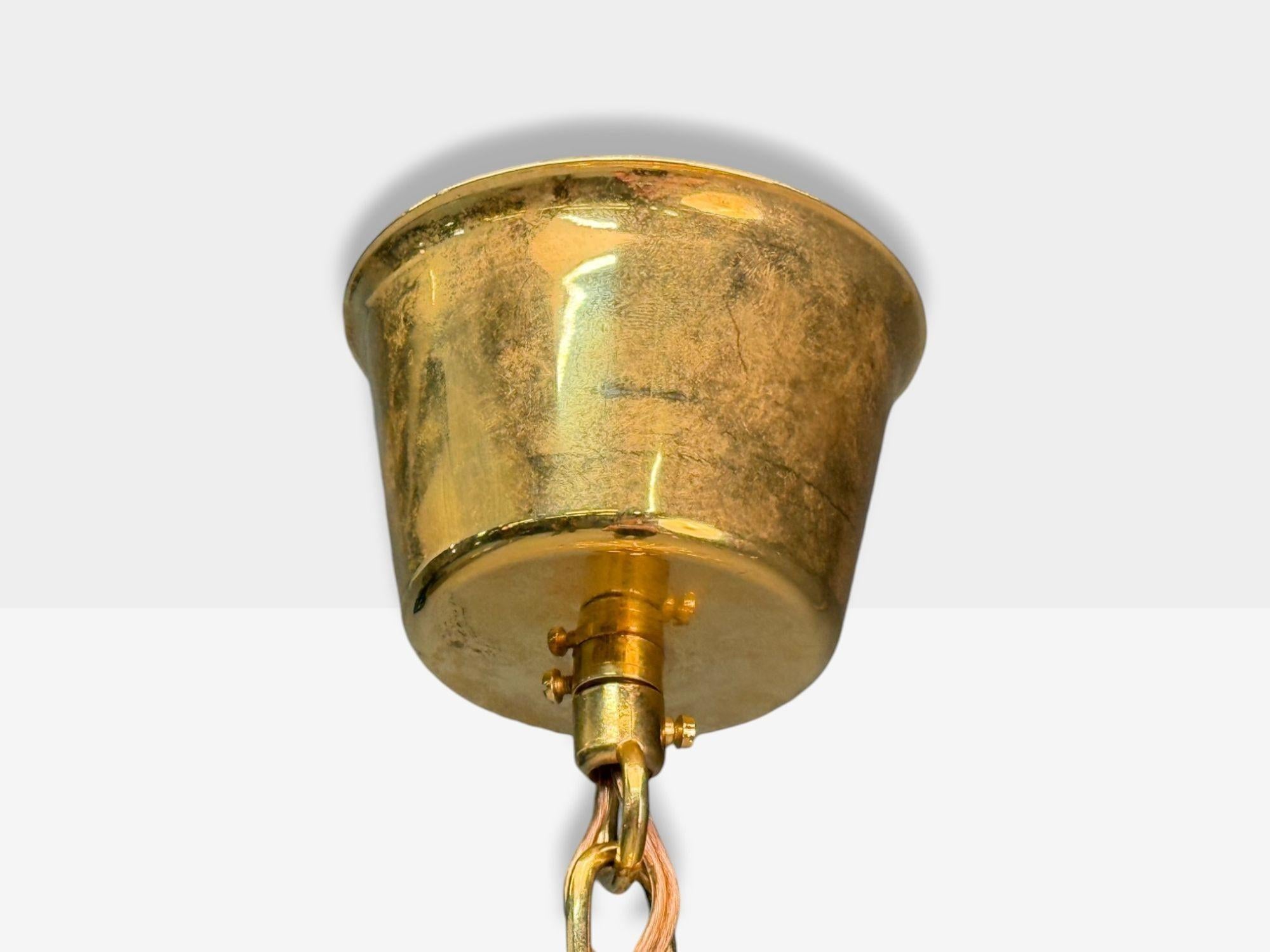 Orrefors, Scandinavian Modern, Brass, Glass, Chandelier, Sweden, 1960s en vente 3