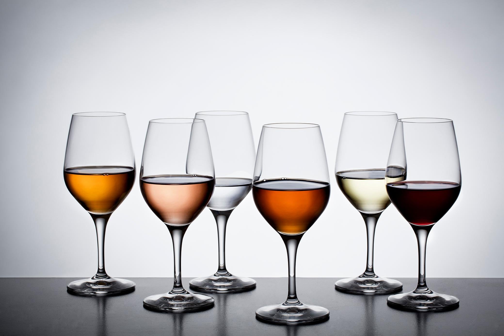 Sense Universal by Orrefors Designs, which holds 9.3 oz, is an all-purpose glass for all beverages, such as beer, wine, and non-alcoholic drinks.
