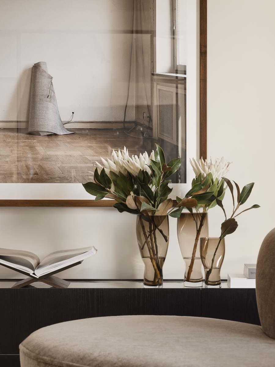 Orrefors Squeeze Vase Smokey Brown Alto In condizioni Nuovo in vendita a Wilkes Barre, PA