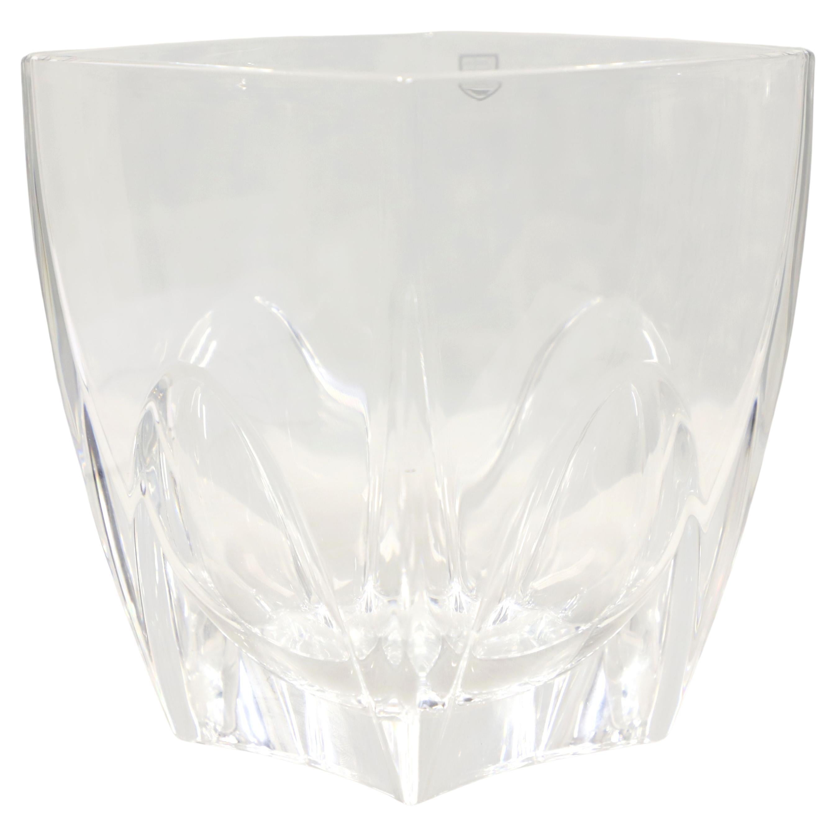 ORREFORS Suède Vase carré en cristal transparent de 7 pouces - B