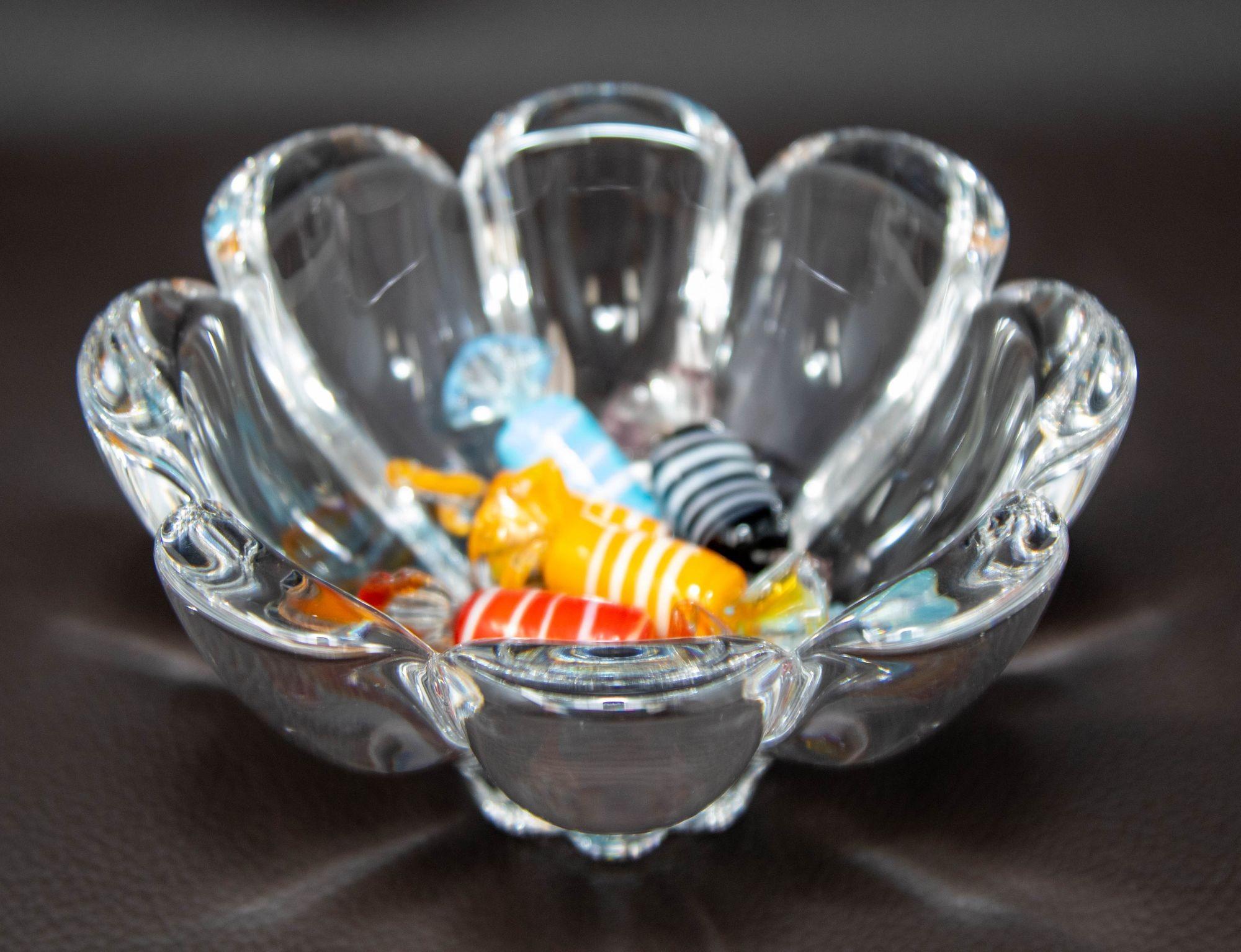 Scandinavian Modern Orrefors Sweden Crystal Flower Petal Shaped Bowl Dish 1980s