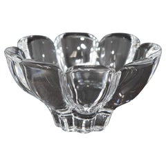 Bol en forme de pétale de fleur en cristal Orrefors Suède, années 1980