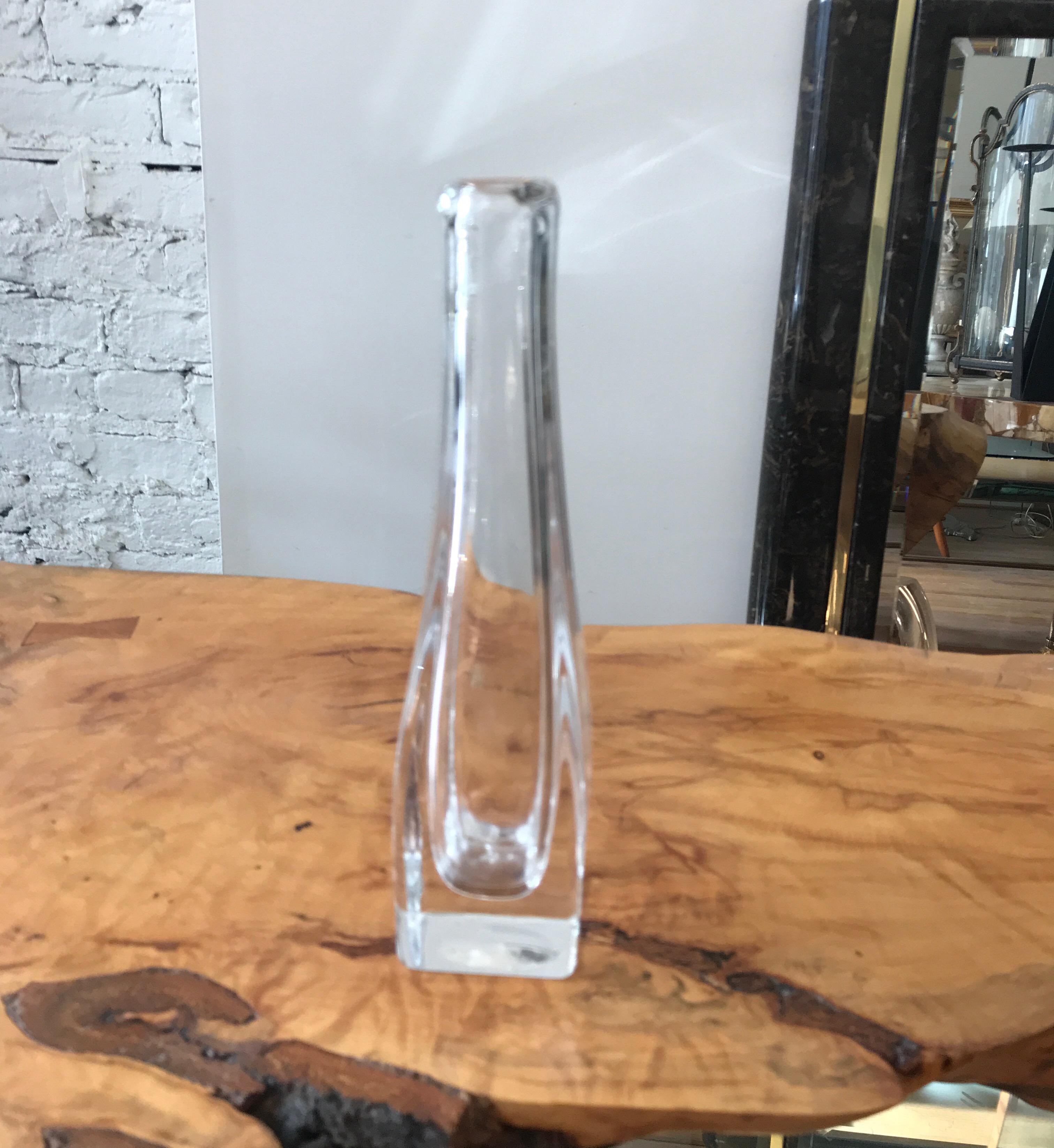 Orrefors Thick Clear Glass Crystal Vase In Good Condition In Chicago, IL