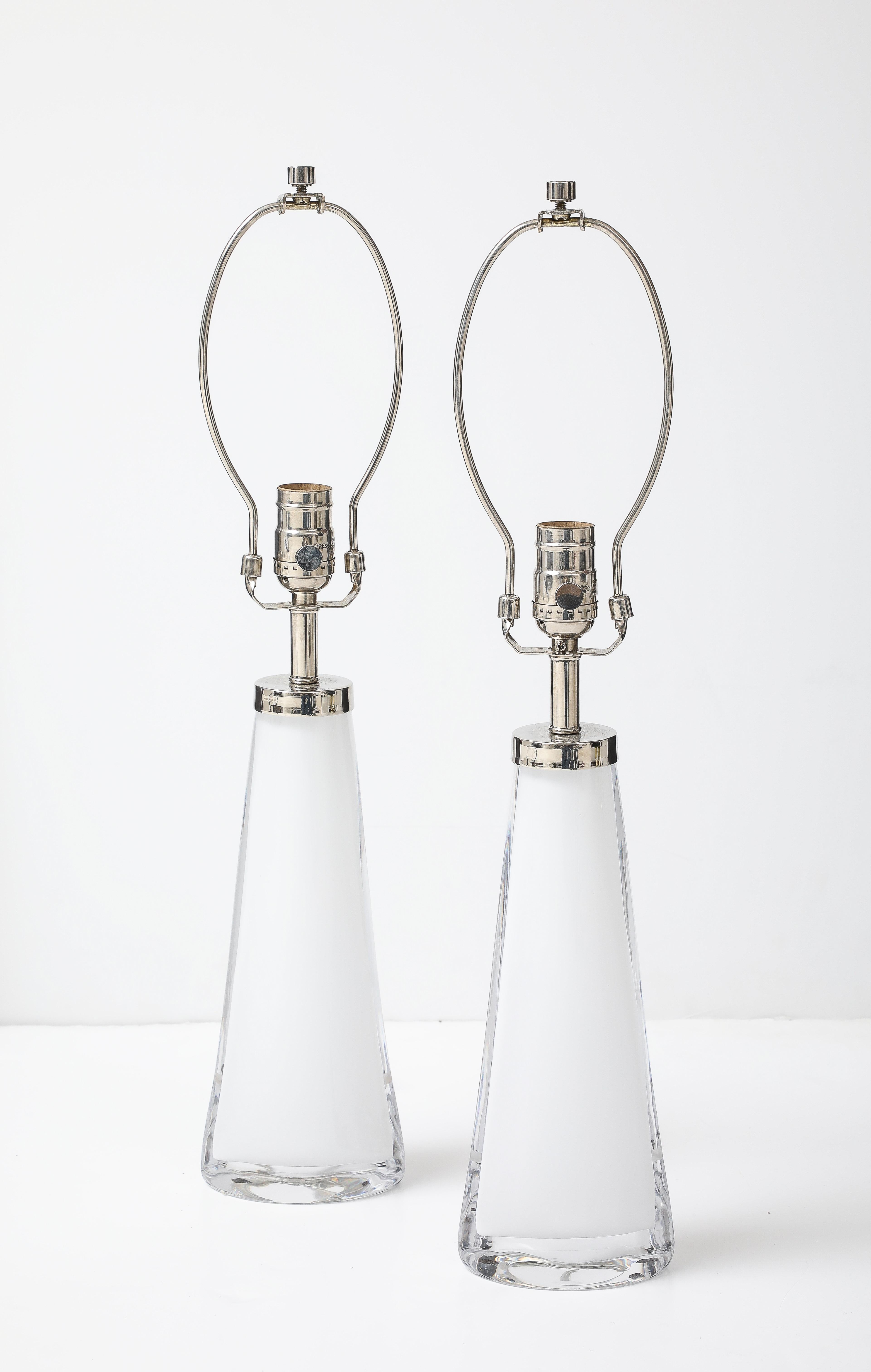 Scandinavo moderno Lampade Orrefors in cristallo bianco in vendita