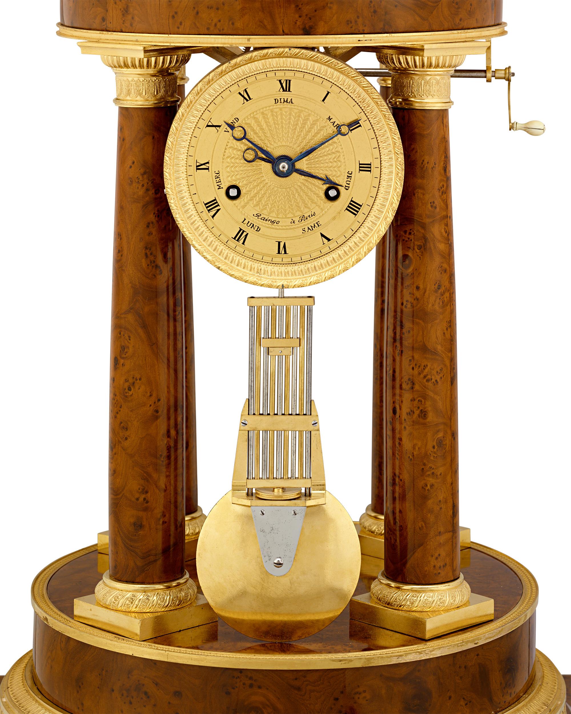 Orrery Clock By Raingo À Paris In Excellent Condition For Sale In New Orleans, LA