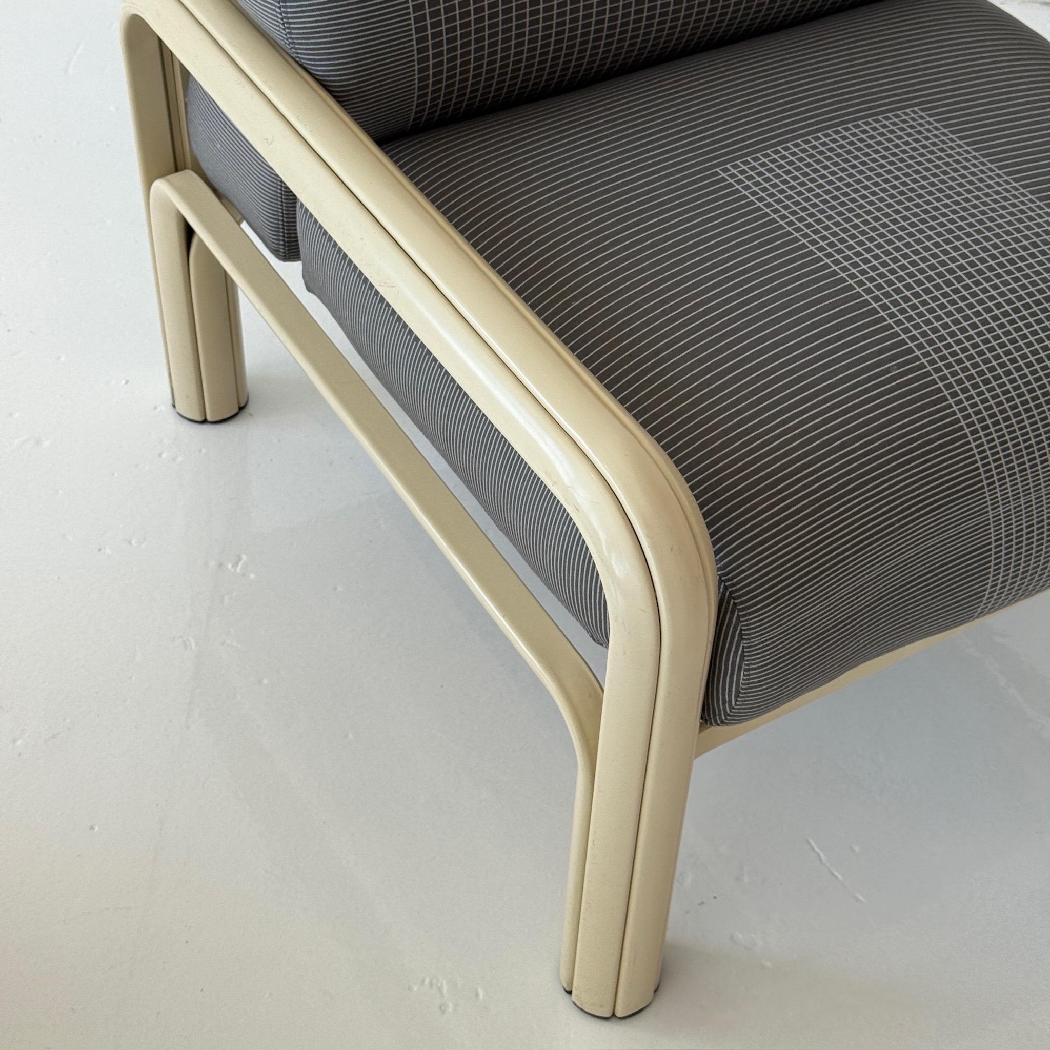 Sedie da salotto Orsay di Gae Aulenti per Knoll in Maharam Grid di Scholten & Baiji in vendita 3