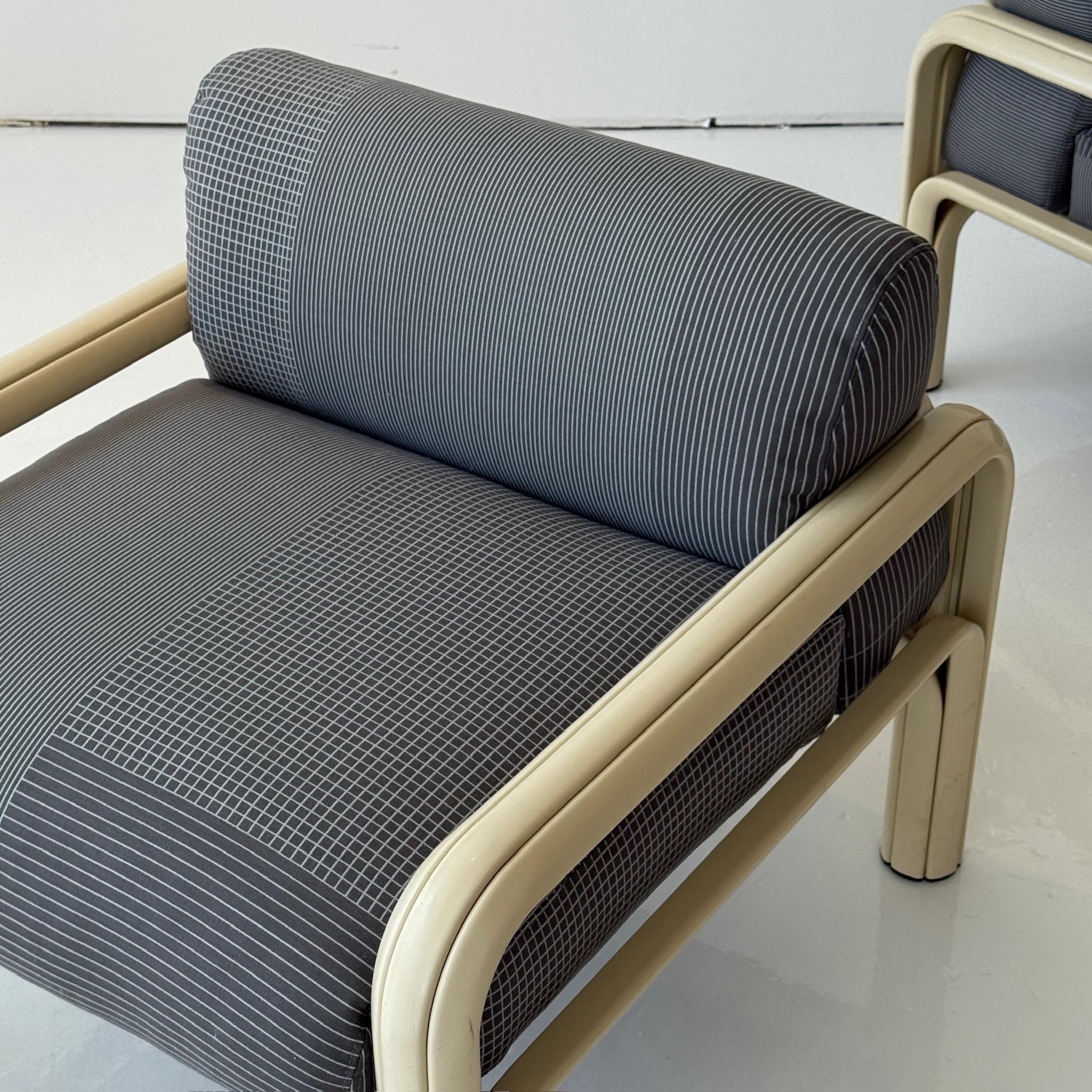 Americano Sedie da salotto Orsay di Gae Aulenti per Knoll in Maharam Grid di Scholten & Baiji in vendita
