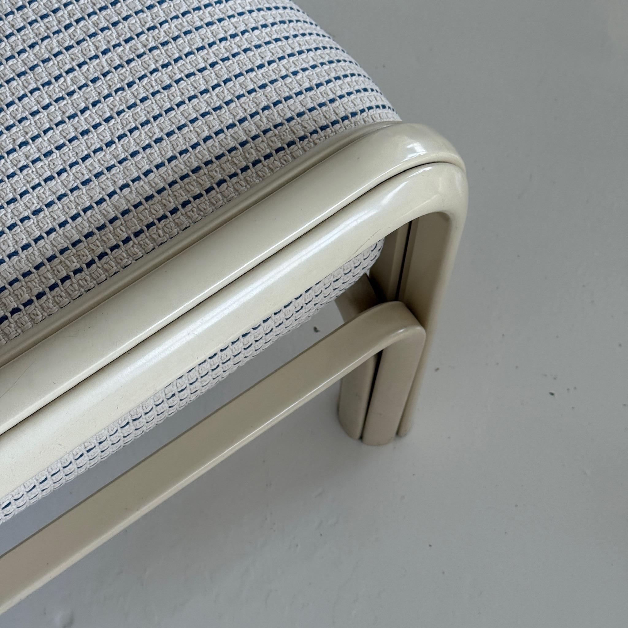 Orsay Sofa by Gae Aulenti for Knoll For Sale 4