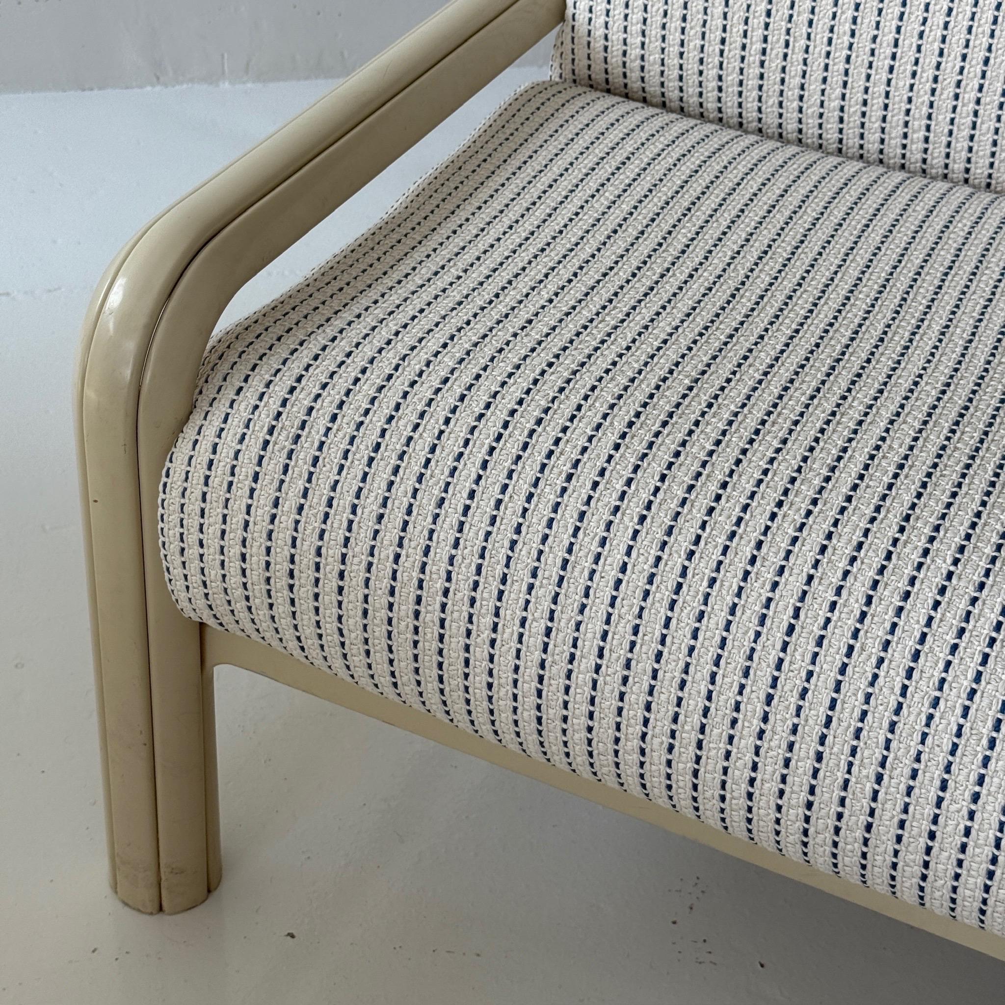 Orsay Sofa by Gae Aulenti for Knoll For Sale 1