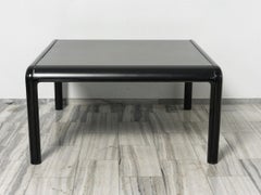 Orsaydining tavolo di Gae Aulenti per Knoll International, 1976.