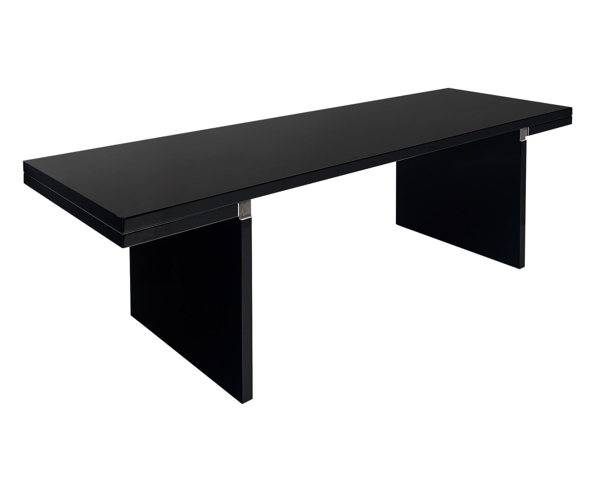 Mid-Century Modern “Orseleo” table by Carlo Scarpa for Cassina
