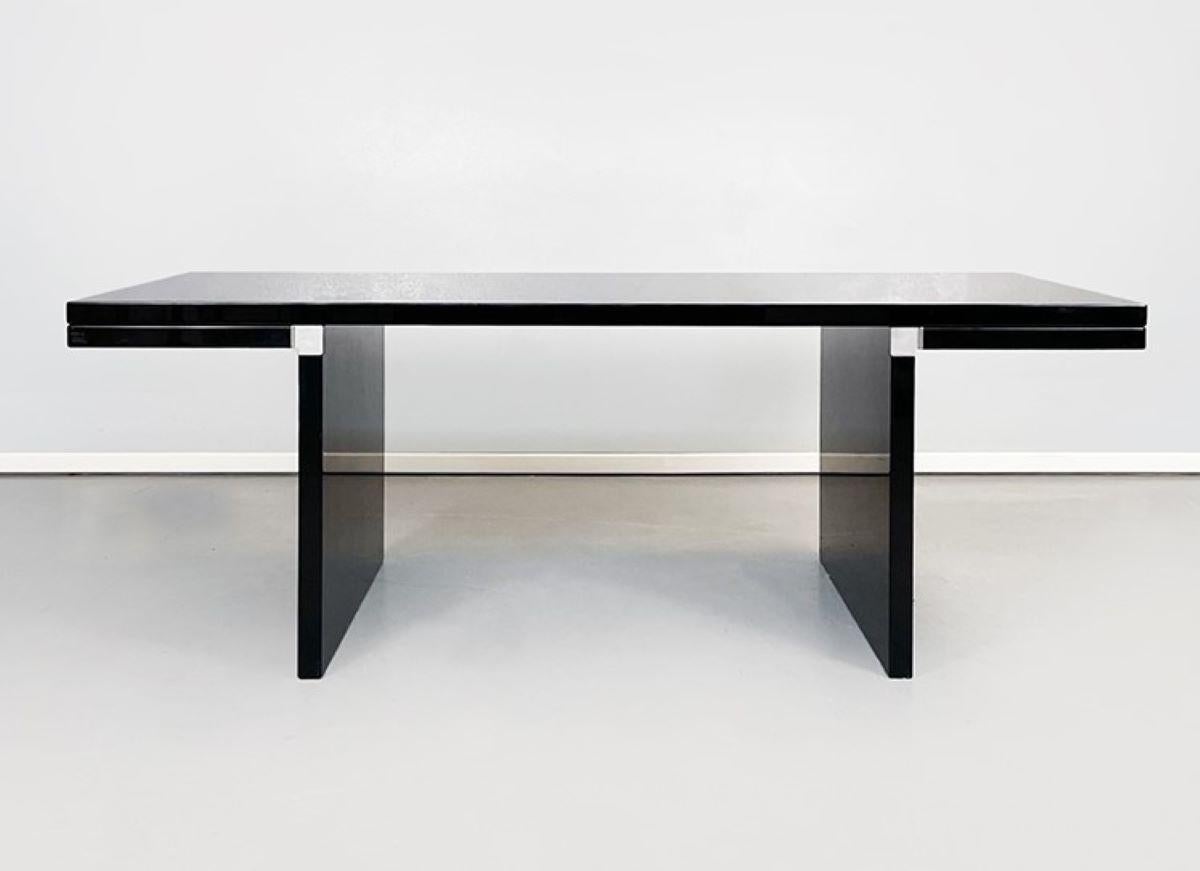 Mid-Century Modern   Table noire Orseolo de Carlo Scarpa pour Simon Gavina, Italie  70s en vente