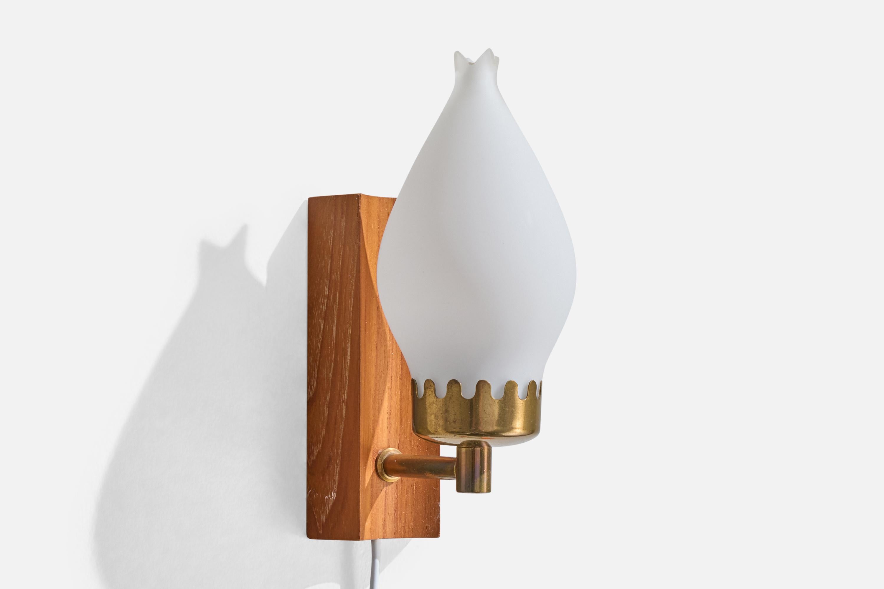 Swedish Örsjo Industri, Wall Lights, Teak, Brass, Glass, Sweden, 1950s For Sale