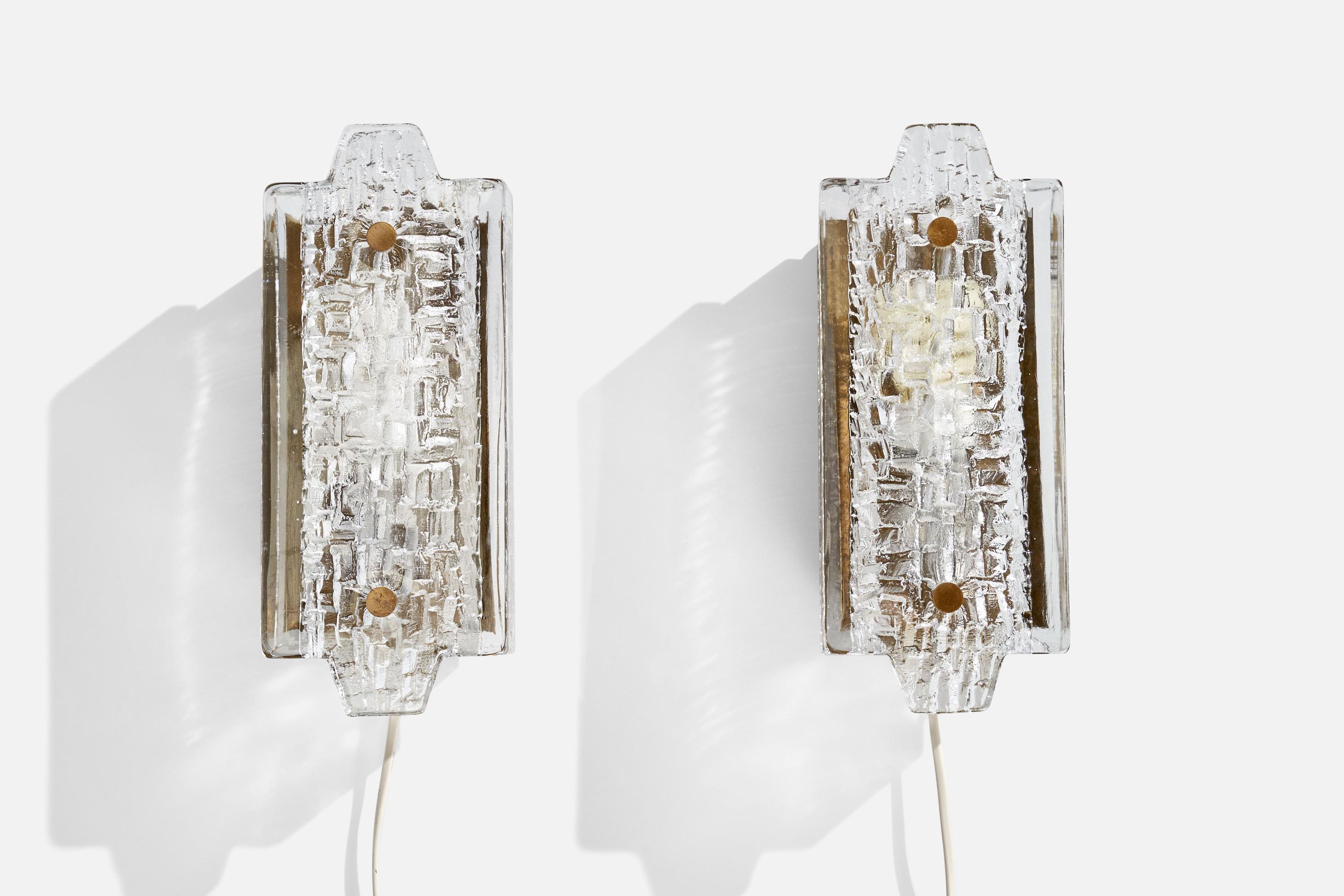 Scandinavian Modern Örsjö, Wall Light, Brass, Glass, Sweden, 1970s For Sale