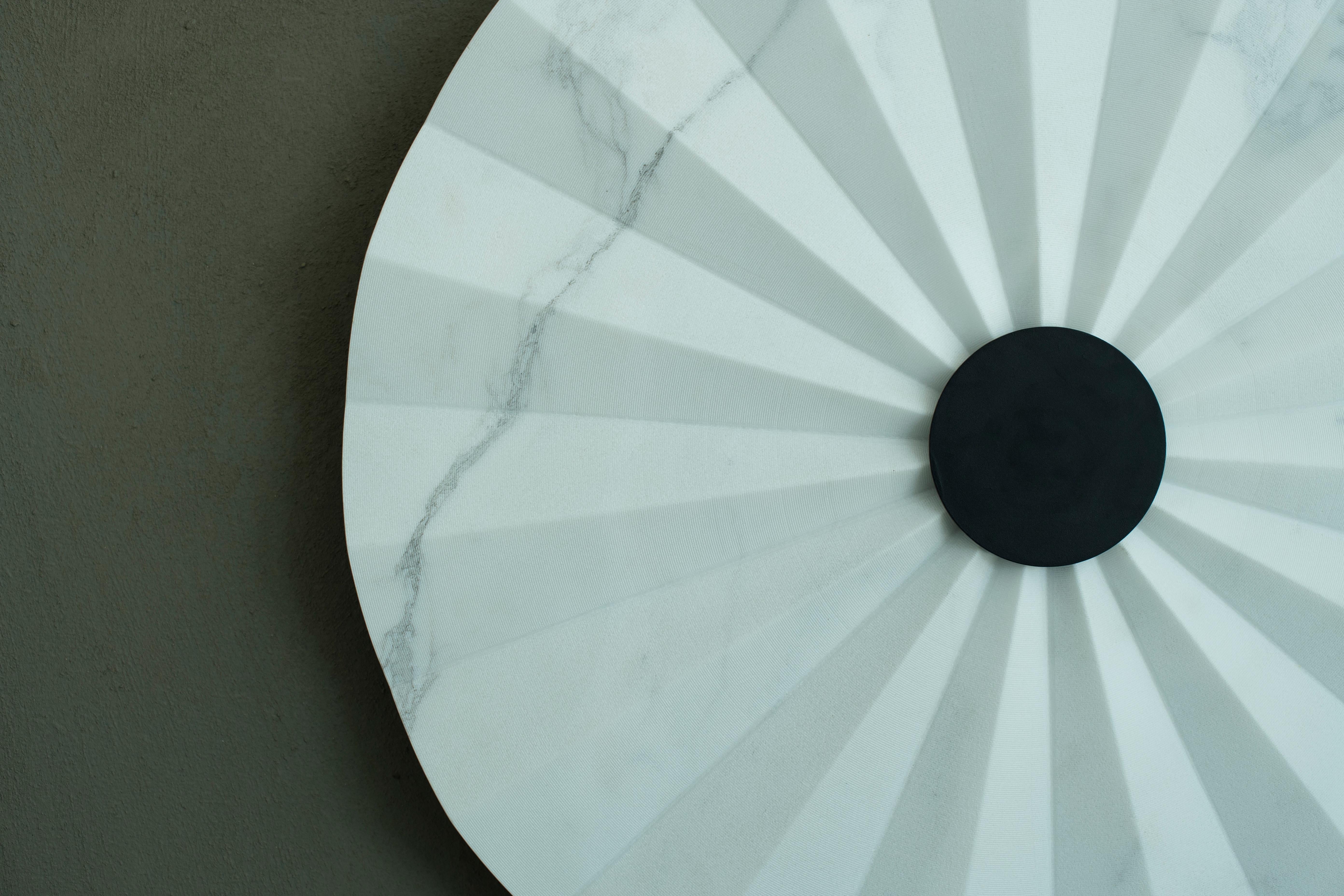 Lámpara de pared Oru 45 de acero pulverizado y mármol by Stella Orlandino Italiano en venta