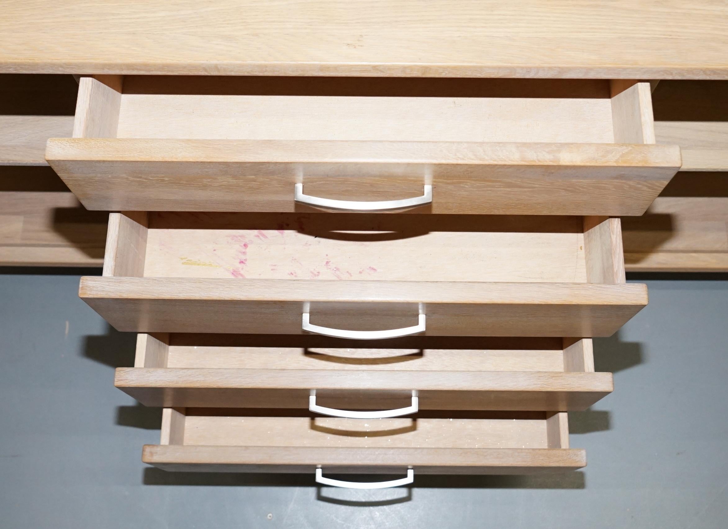 Orum Mobler Dänemark Contemporary Sideboard aus massivem Eschenholz Schrank mit Schubladen im Angebot 9