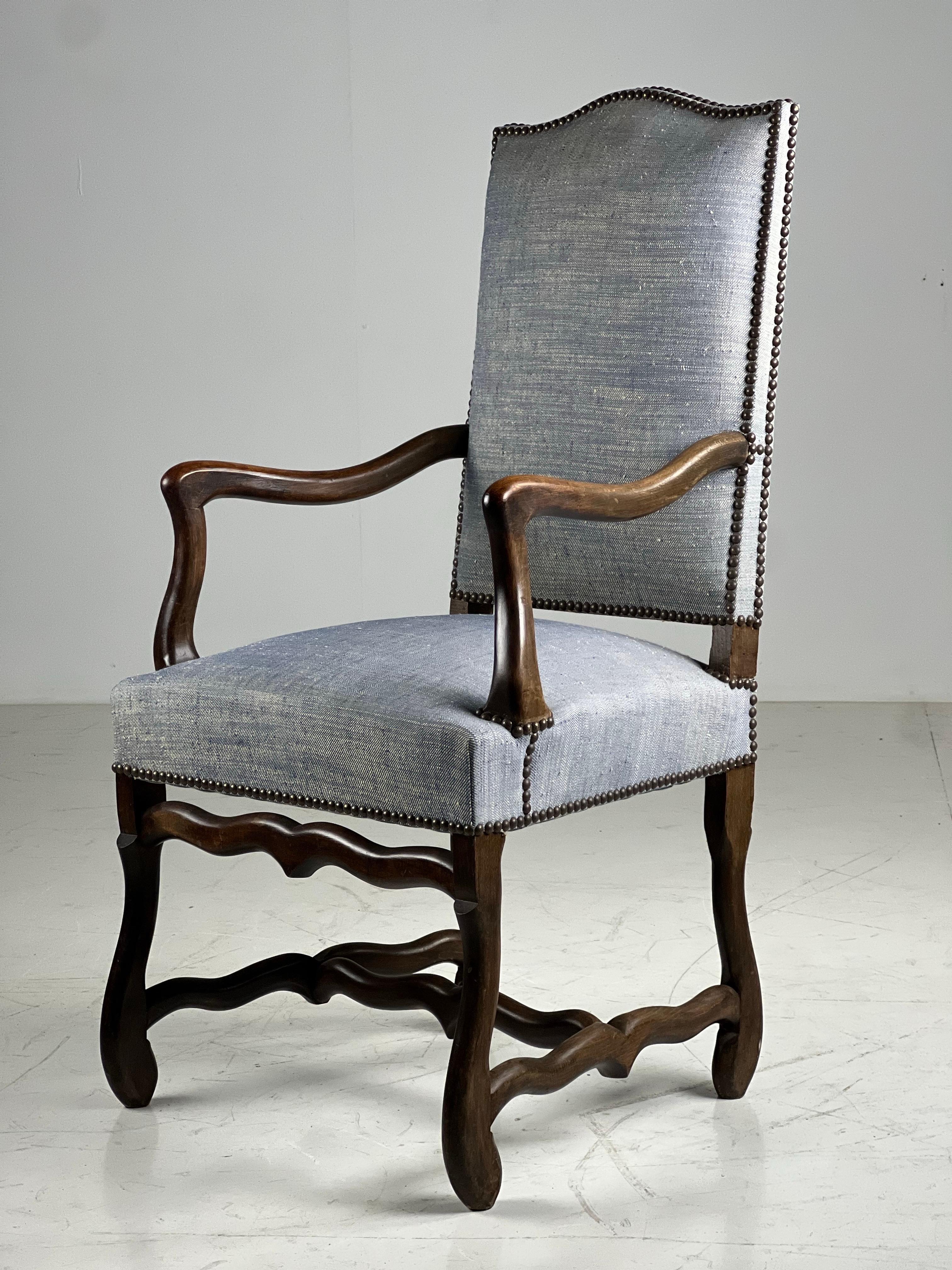 Os de Mouton dining chairs 8 11