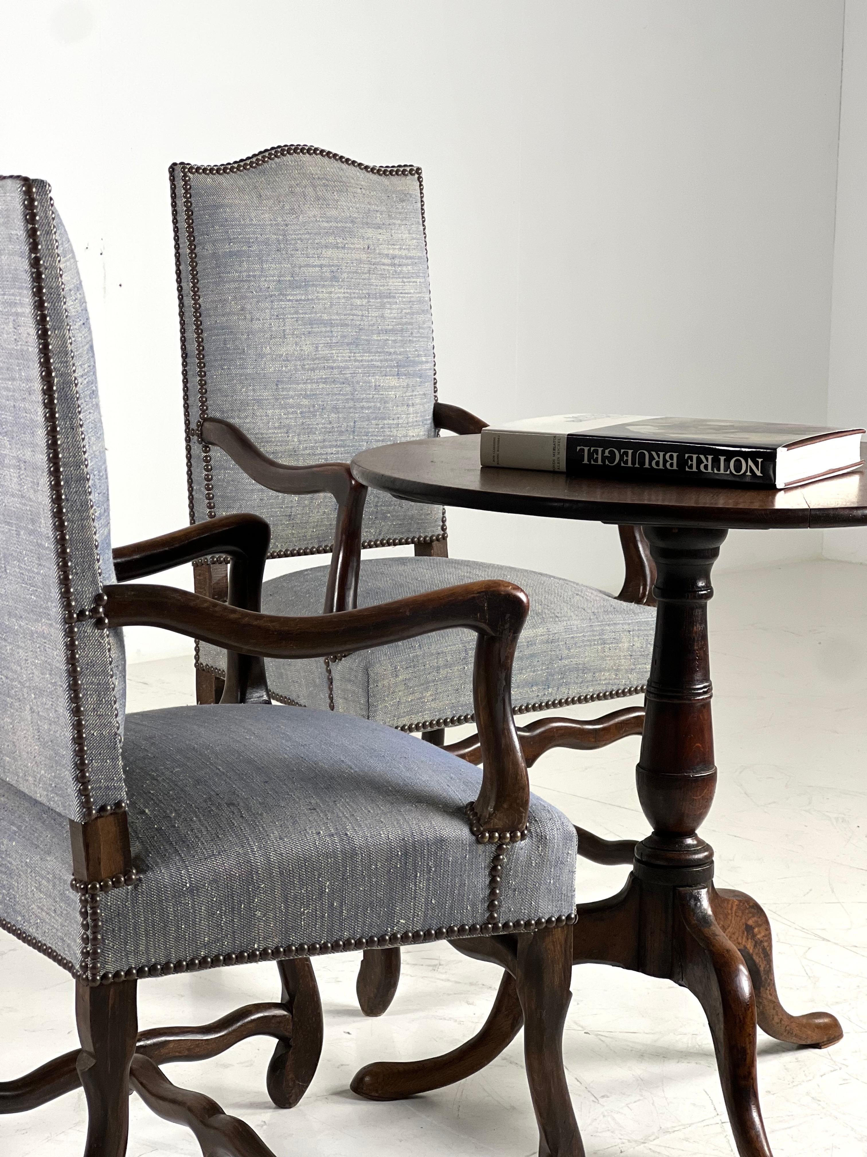 Os de Mouton dining chairs 8 12