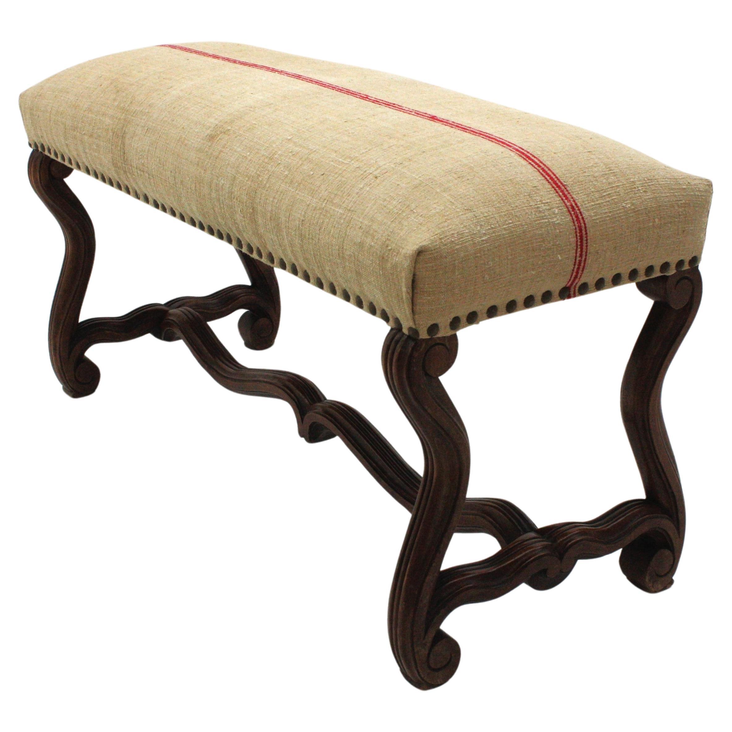 Hand-Carved Os de Mouton Louis XIV Walnut Bench with French Linen Upholstery For Sale