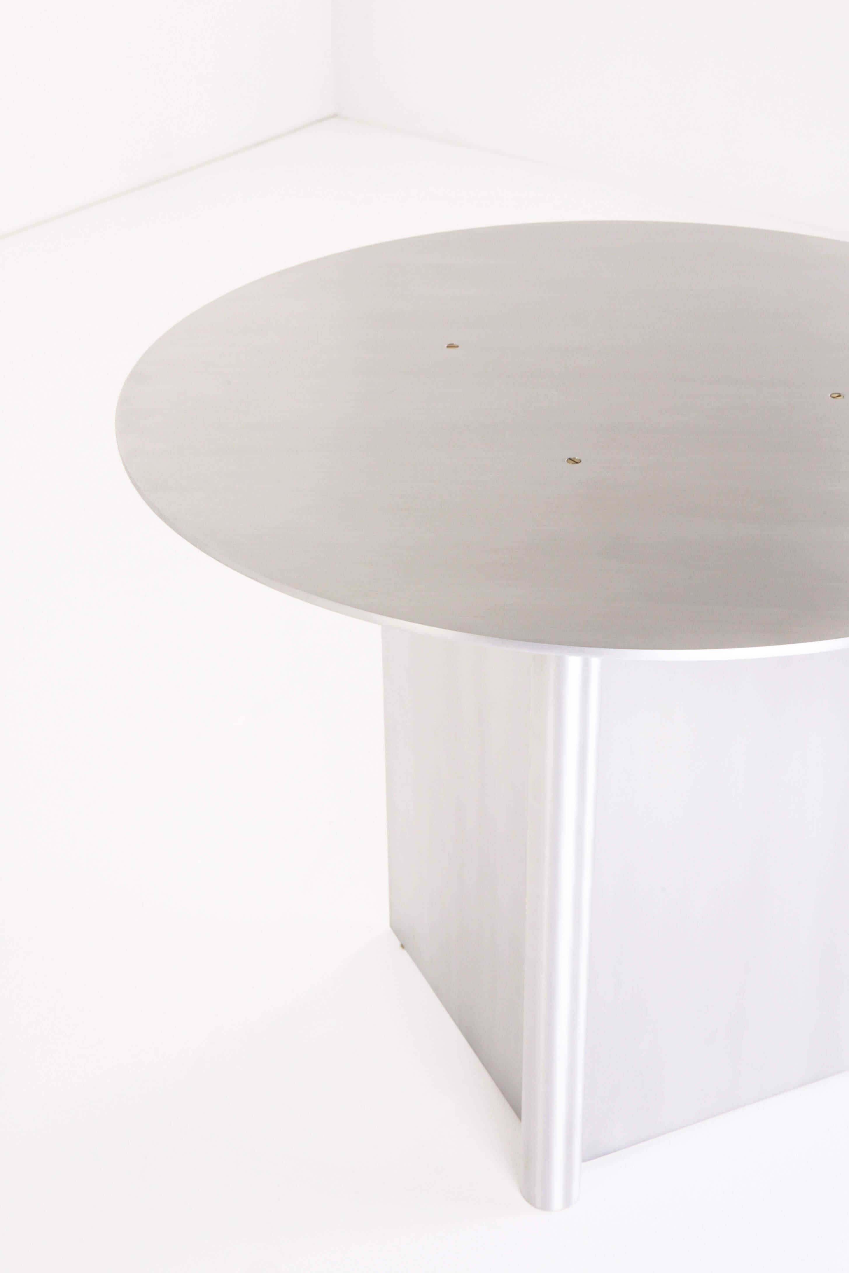 Plated Os Table Small in Matte Brushed Aluminium 