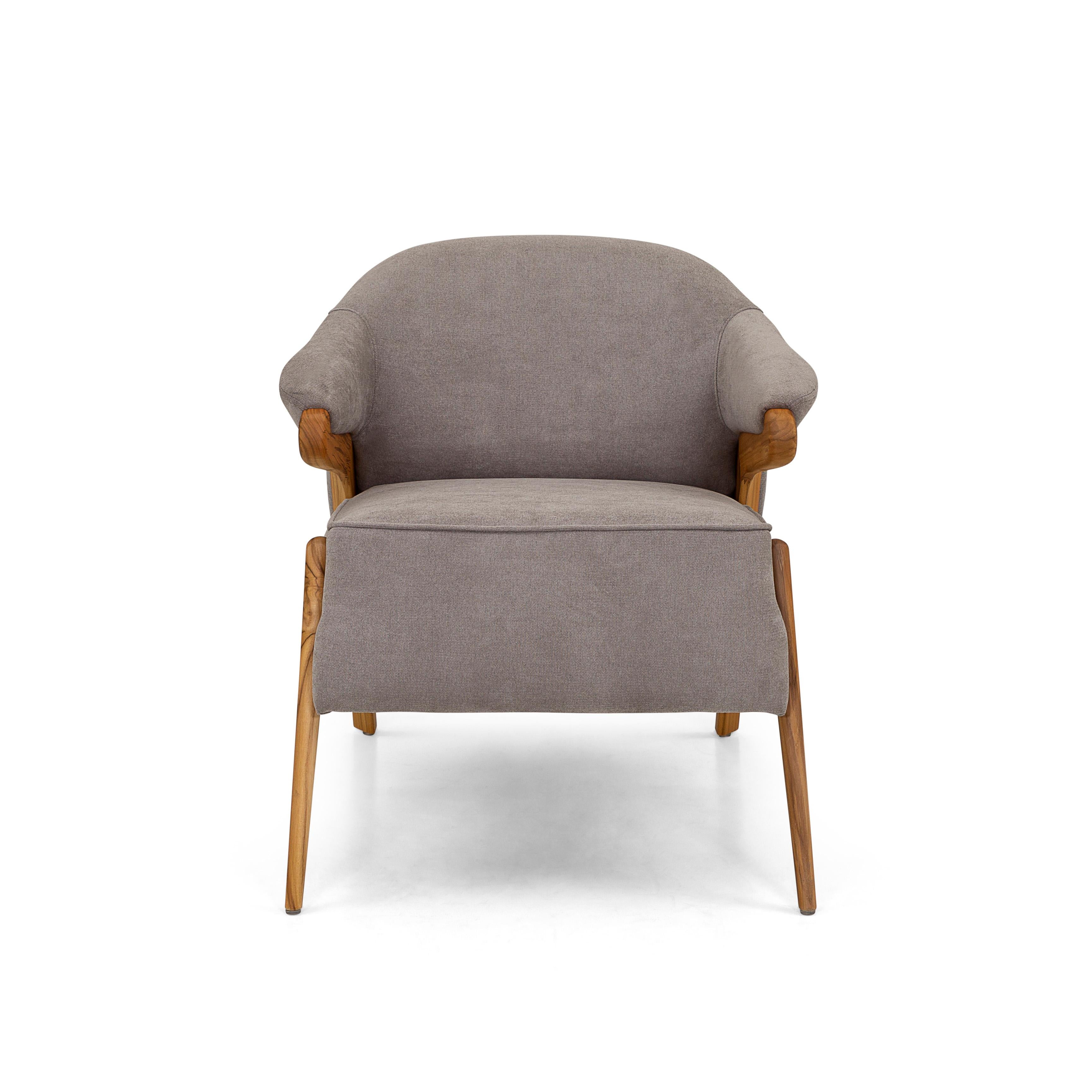 Our creative team from Uultis has created this amazing upholstered armchair being the ideal furniture providing you the comfort and the perfect fit in a variety of settings including living rooms, dining rooms, offices, and bedrooms to add that