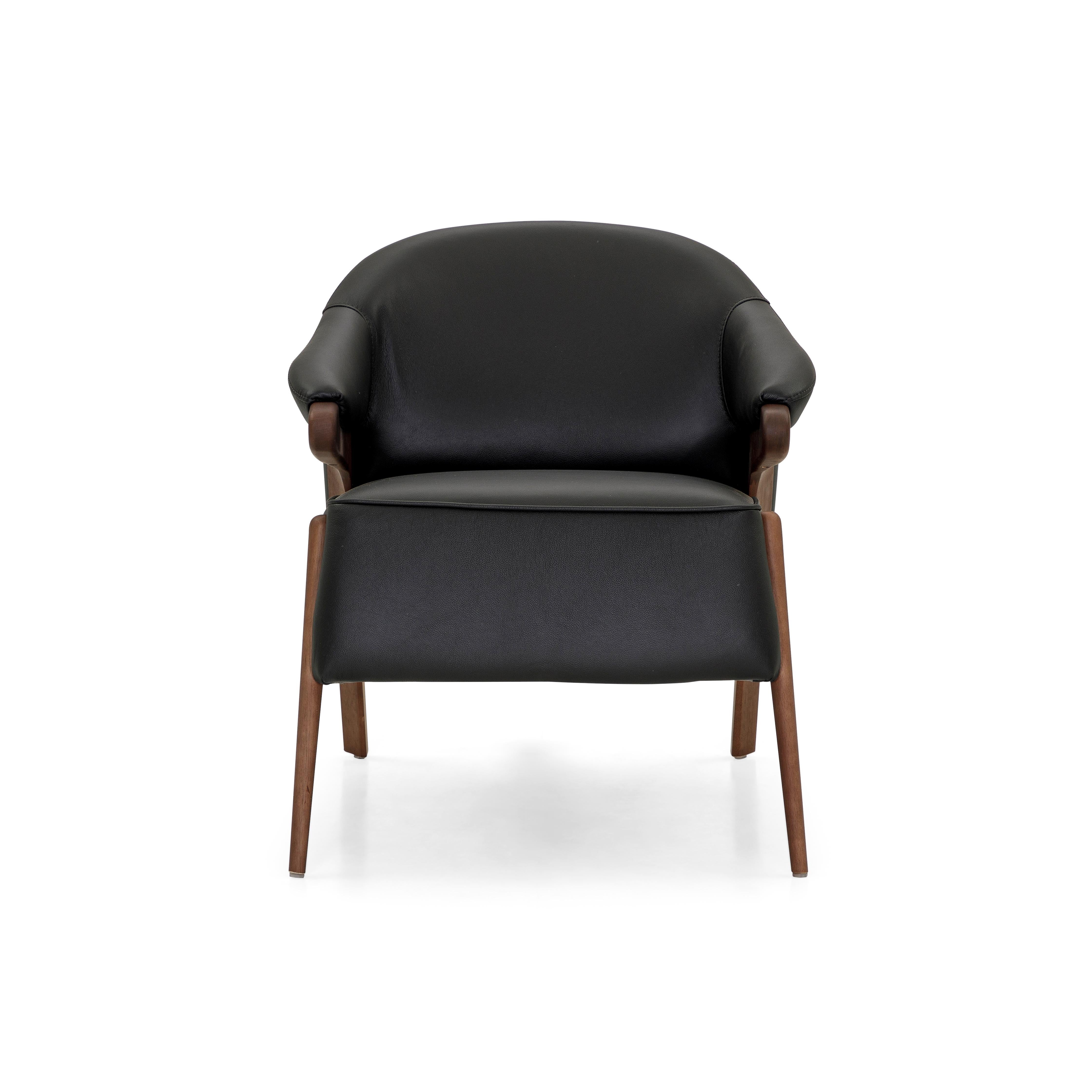 Osa Upholstered Curve Back Armchair in Walnut Wood Finish and Black Leather For Sale 1