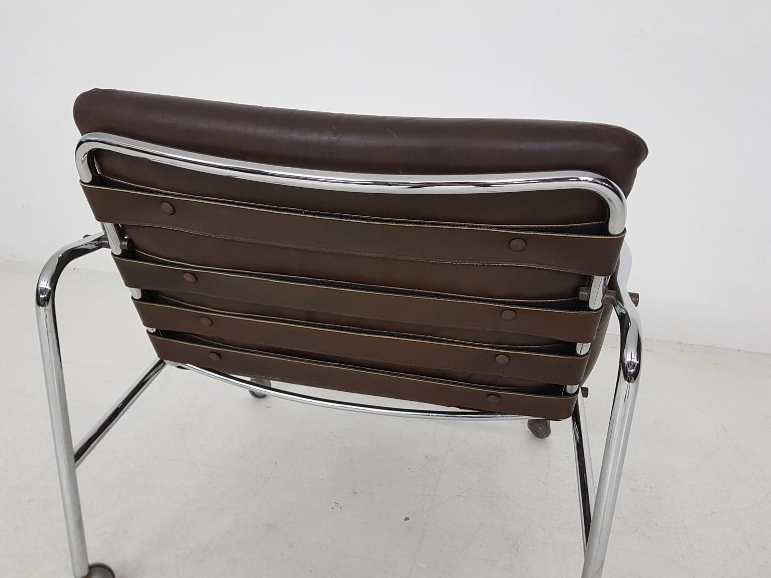 Mid-20th Century “Osaka” Brown Leather Lounge Chair by Martin Visser for ’t Spectrum, Dutch, 1969