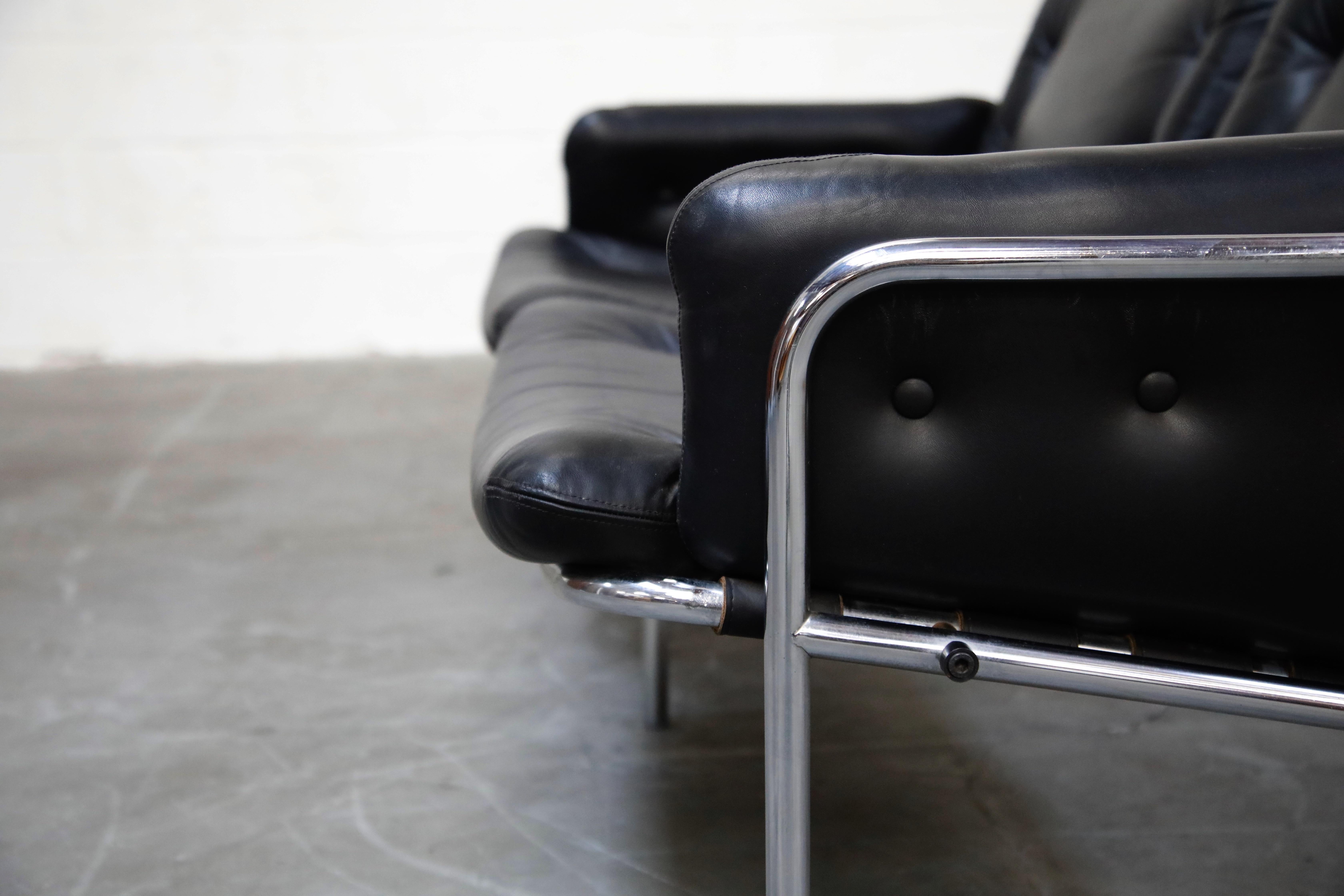 'Osaka' Two-Seat Sofa in Black Leather by Martin Visser for 't Spectrum, 1960s 6