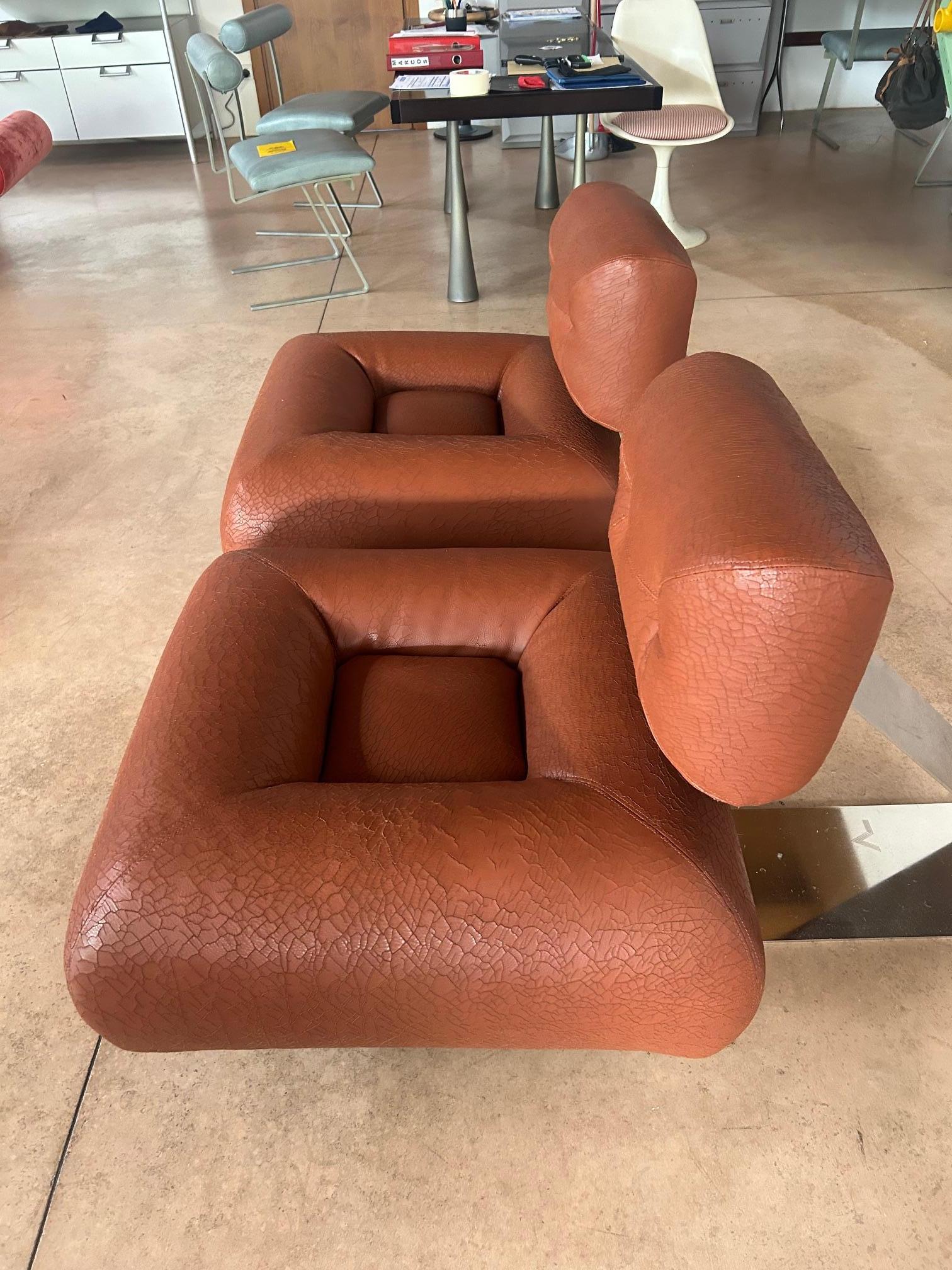 Osca Niemeyer paire de fauteuils Aran pour Aran Line, Florence Italie, 1975 2