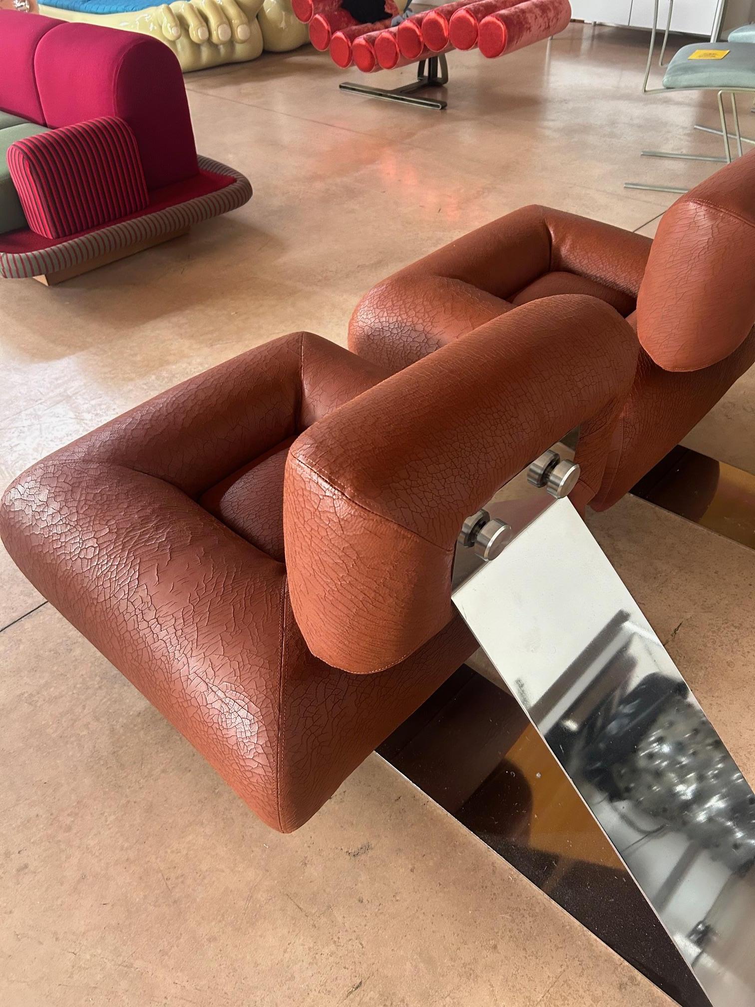 Italian Osca Niemeyer pair of Aran armchairs for Aran Line, Firenze Italy, 1975
