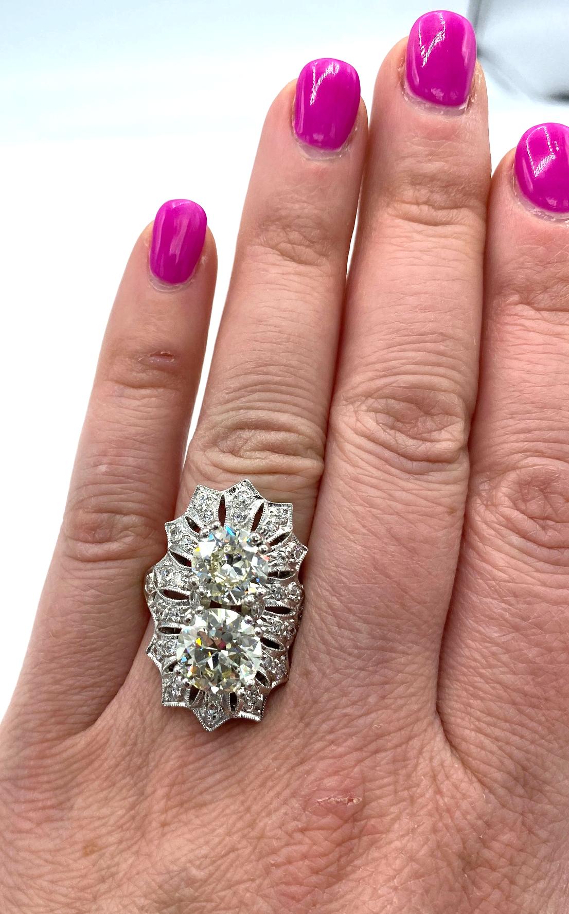 Women's Oscar Caplan Platinum 5.50 Carat Old European Cut Diamond Two Stone Ring