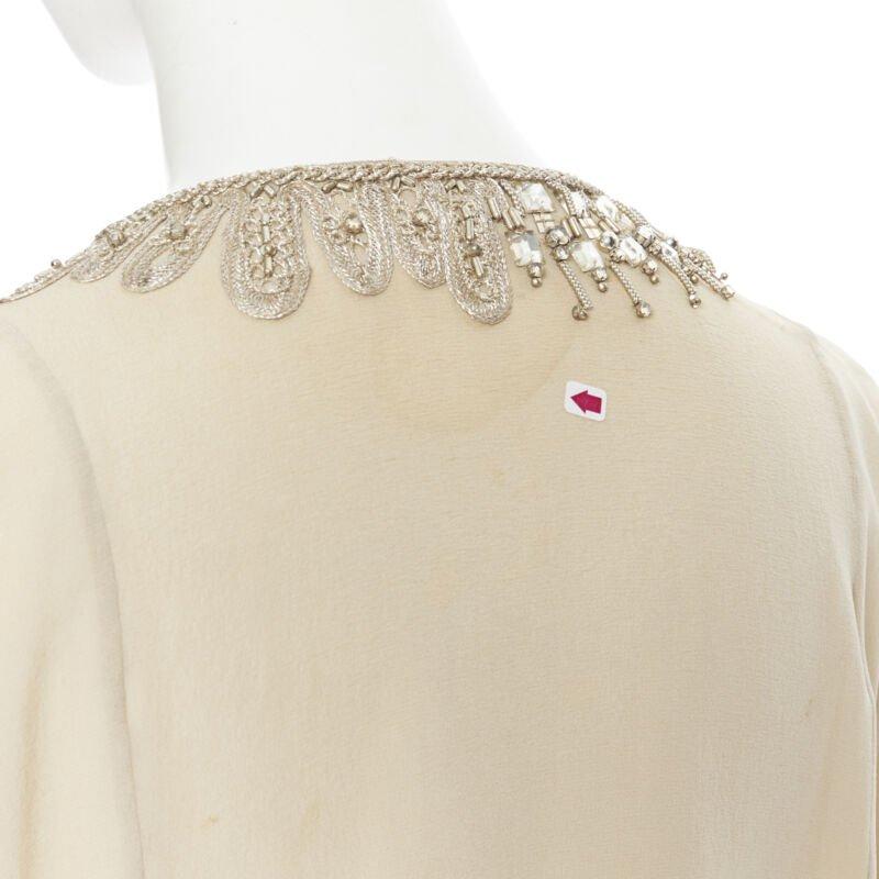 OSCAR DE LA RENTA 100% silk beige crystal embroidery collar 3/4 sleeve blouse XS For Sale 3