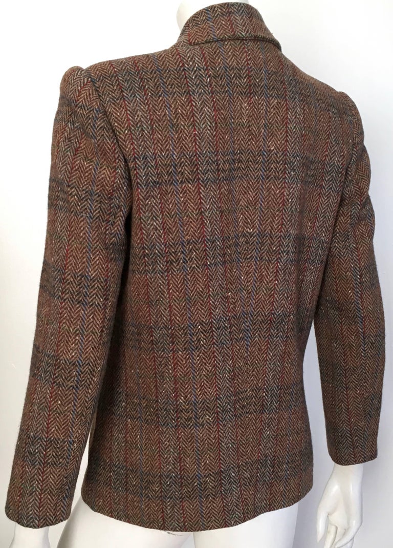 Oscar de la Renta 1970s Wool Herringbone Jacket Size 6. For Sale at 1stDibs