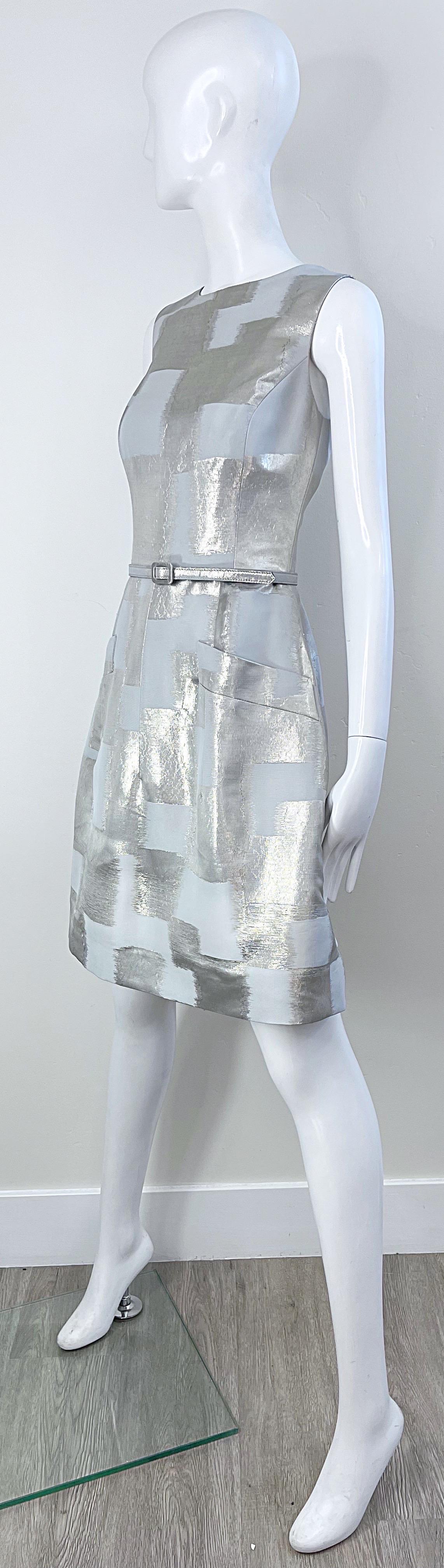 Oscar de la Renta 2000s Size 4 Silver Metallic Abstract Belted Fit n Flare Dress For Sale 3