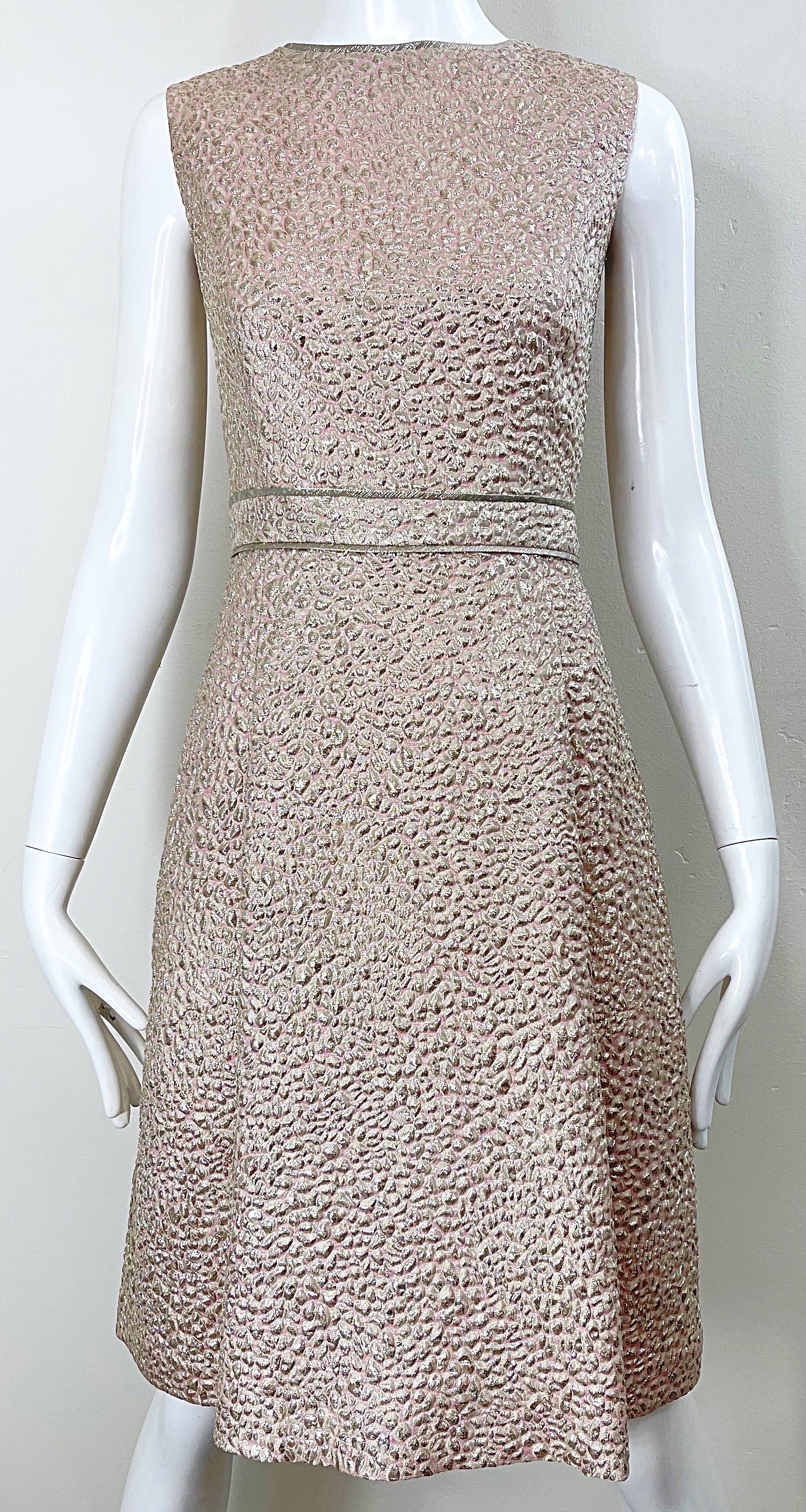 Oscar de la Renta 2000s Size 8 Pink Gold Silver Silk Vintage Dress Bolero Jacket For Sale 3