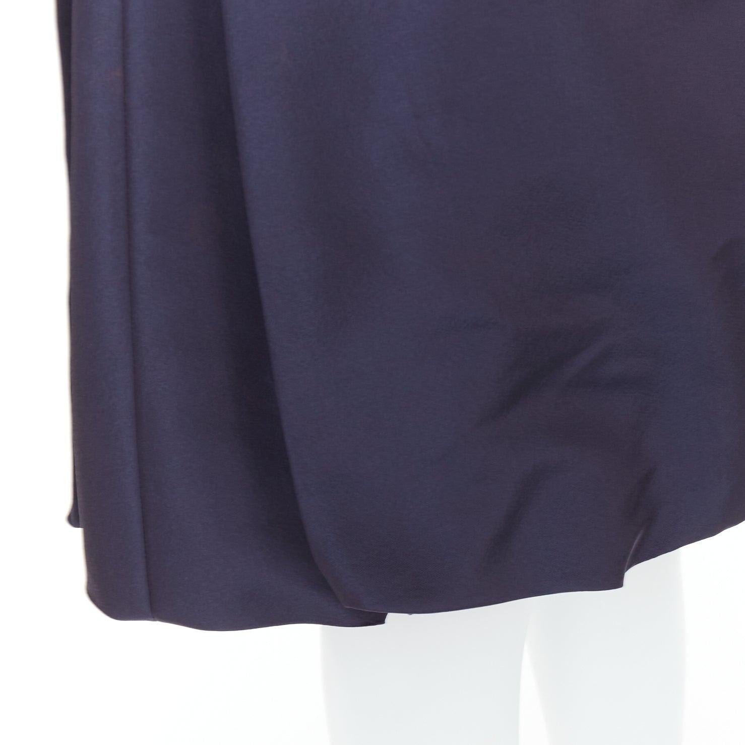 OSCAR DE LA RENTA 2007 navy 100% silk side pleat bubble skirt US0 XS
Reference: LNKO/A02567
Brand: Oscar de la Renta
Designer: Oscar De La Renta
Collection: SS 2007
Material: Silk
Color: Navy
Pattern: Solid
Closure: Zip
Lining: Navy Fabric
Extra