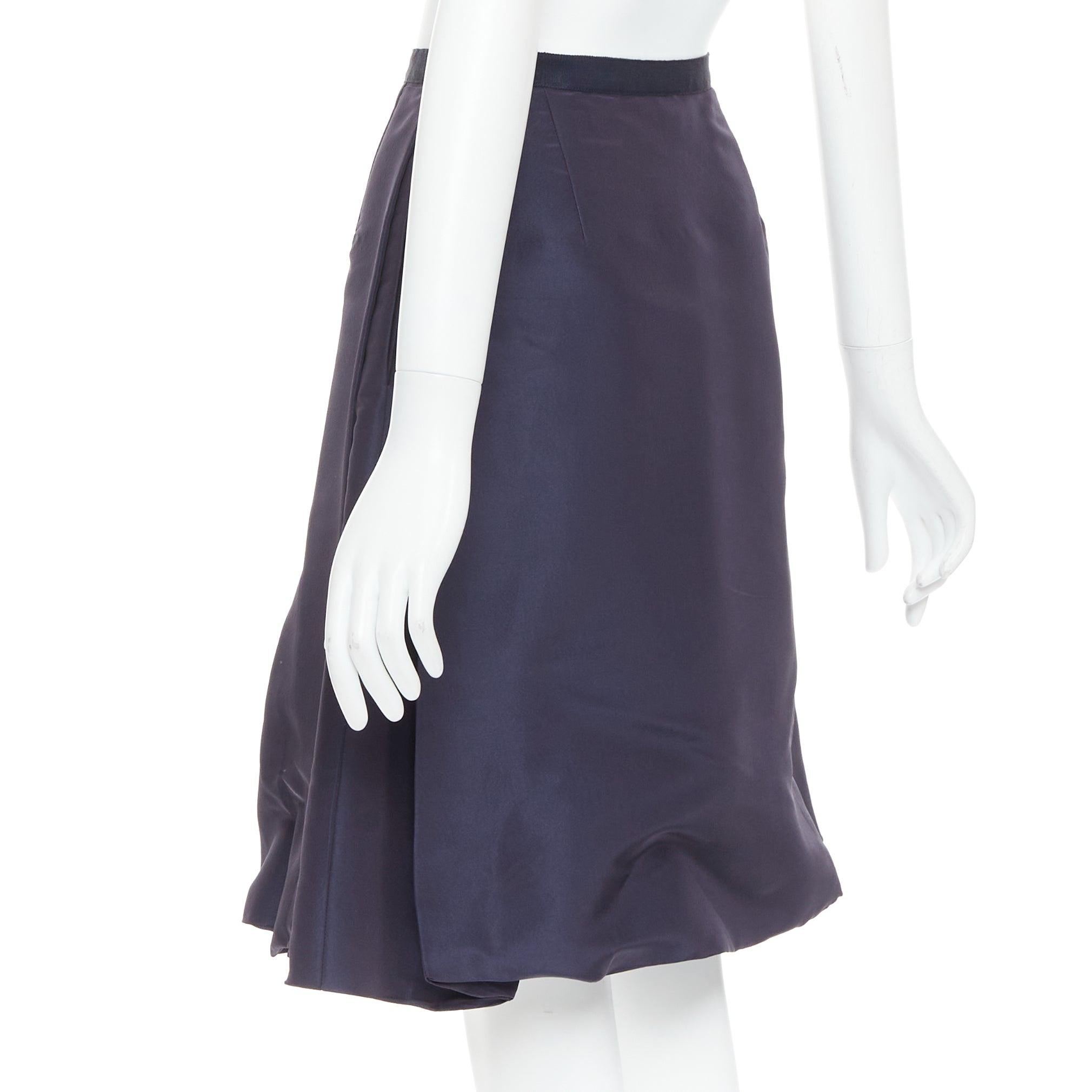 OSCAR DE LA RENTA 2007 navy 100% silk side pleat bubble skirt US0 XS For Sale 2