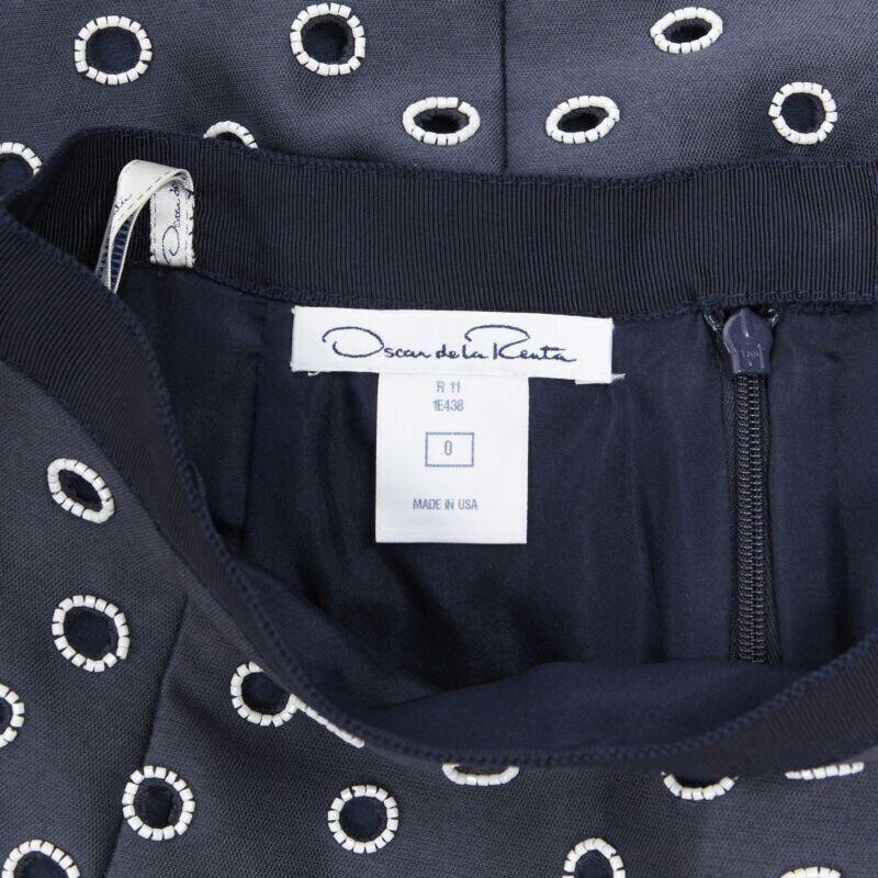 OSCAR DE LA RENTA 2011 navy blue cotton white bead embroidered cut out skirt US0 7