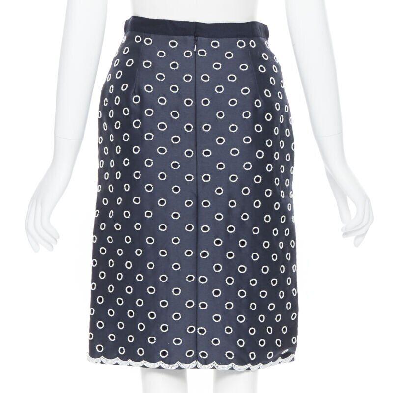 OSCAR DE LA RENTA 2011 navy blue cotton white bead embroidered cut out skirt US0 3