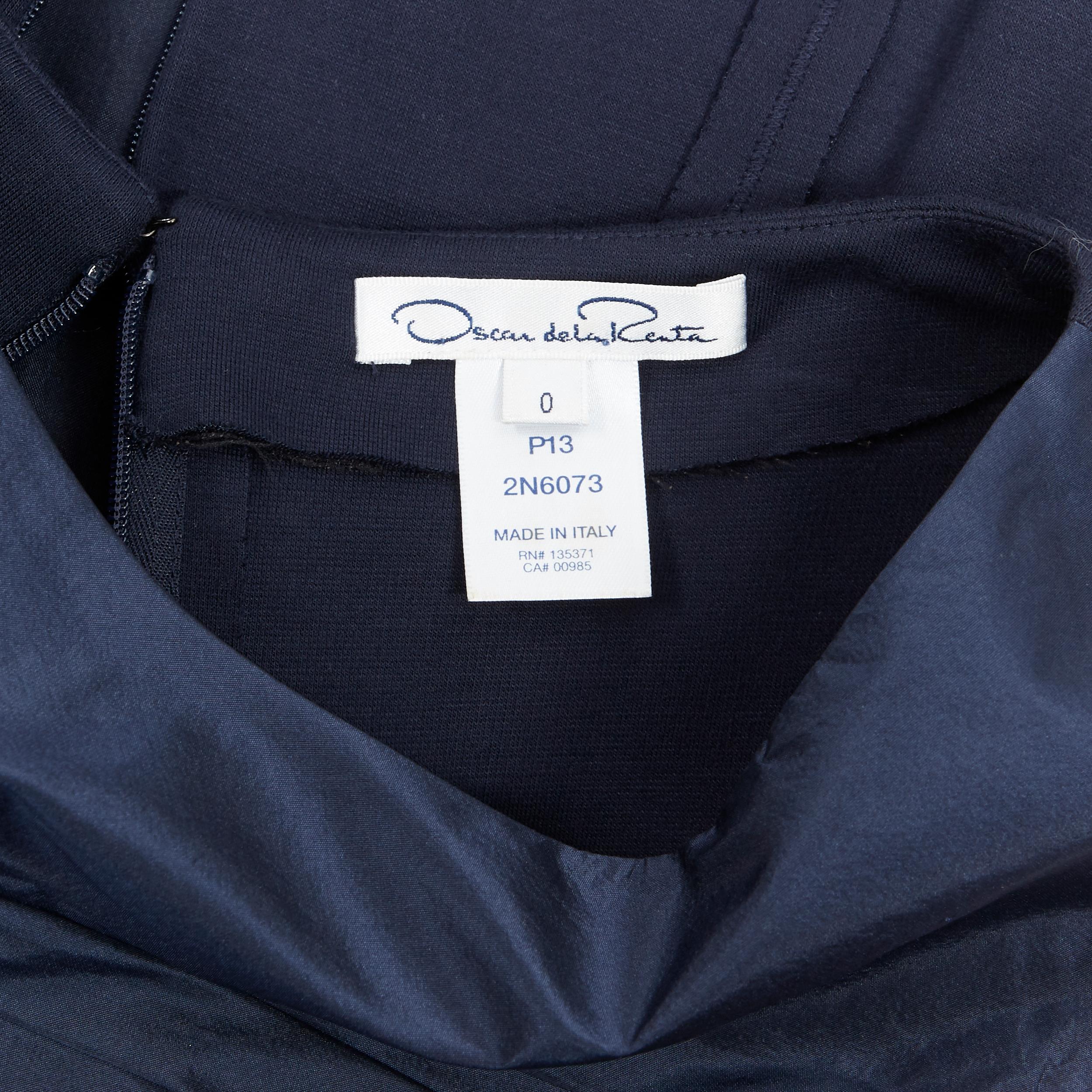 OSCAR DE LA RENTA 2014 navy blue pleated silk reversed seams bodycon dress US0 7