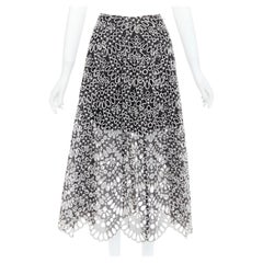 OSCAR DE LA RENTA 2015 black silk cotton embroidery anglais skirt US0 XS