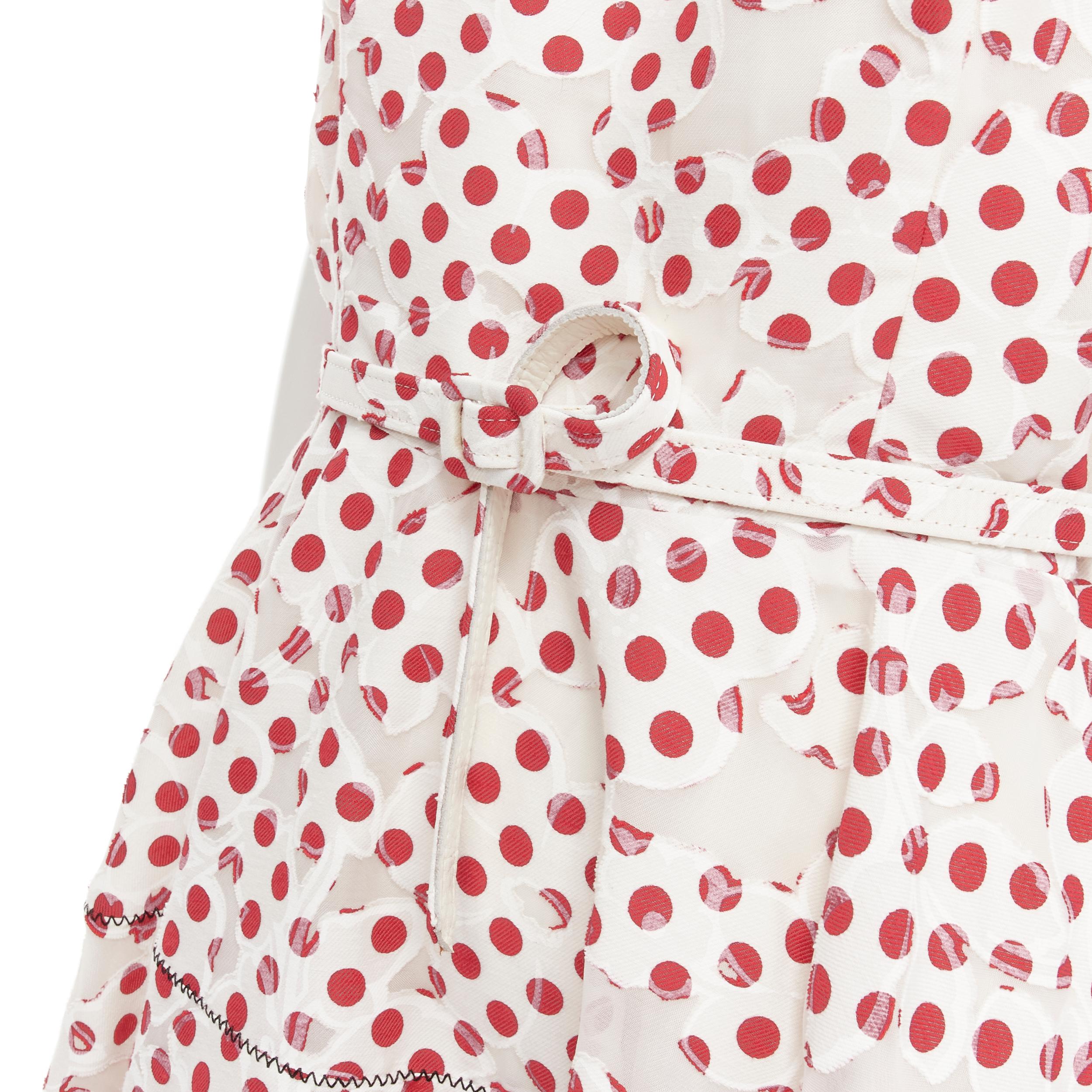 OSCAR DE LA RENTA 2016 white polkadot floral burnt out devore belted dress US2 S 
Reference: AEMA/A00049 
Brand: Oscar De La Renta 
Designer: Oscar De La Renta 
Collection: S16 
Material: Cotton 
Color: White 
Pattern: Polka Dot 
Closure: Zip 
Extra