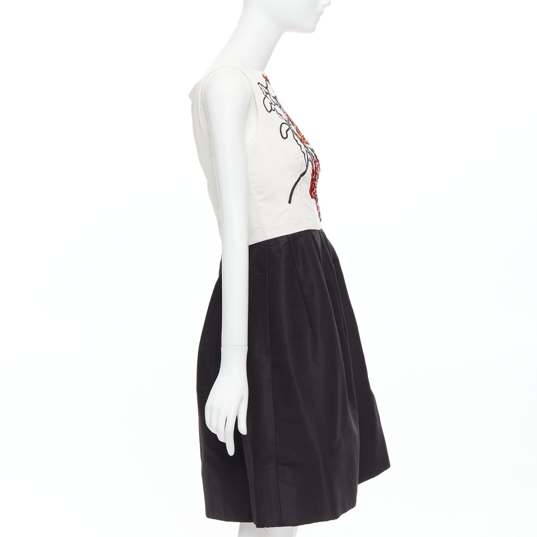 Women's OSCAR DE LA RENTA 2018 cream black silk pink sequined bodice flared dress US4 S For Sale